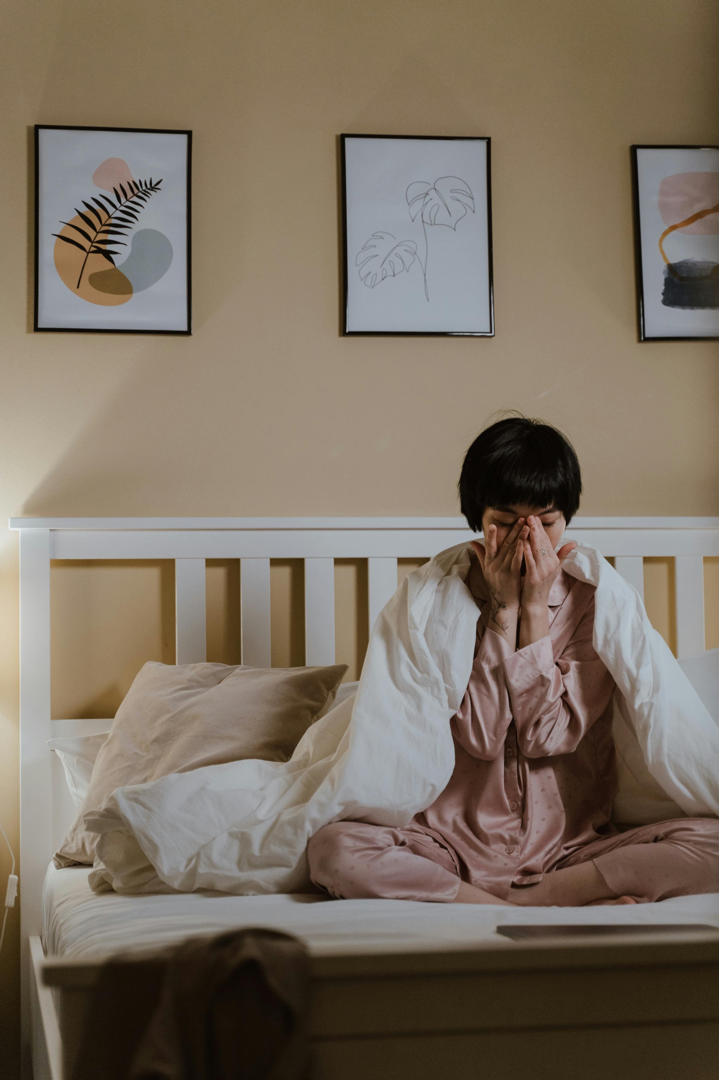 thoi quen ngu co hai,  gay chia re,  cap doi,  thoi quen tren giuong,  thoi quen ngu anh 15