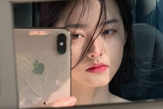 iPhone cu len ngoi hinh anh