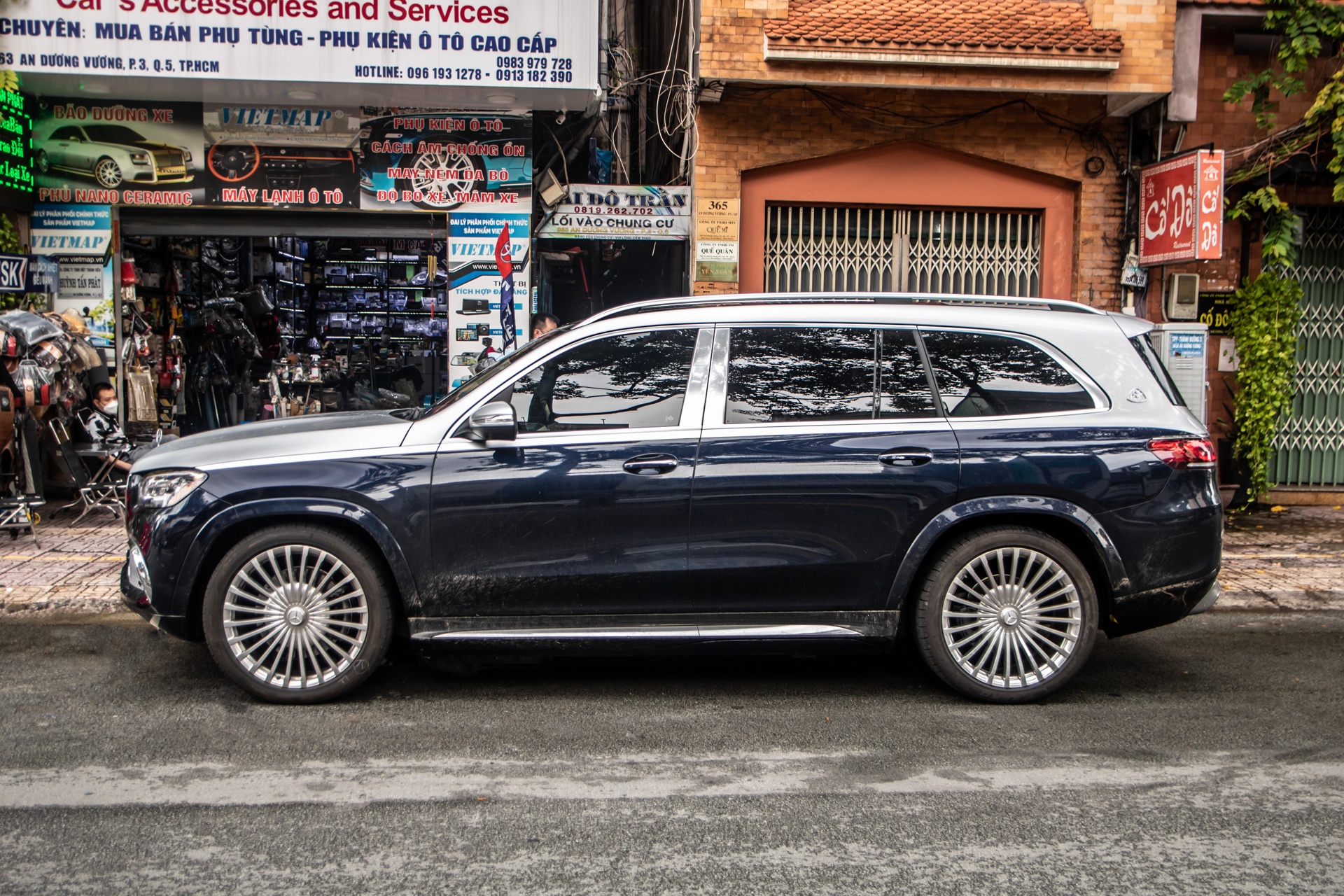 Mercedes-Maybach GLS 600 ảnh 10 Mercedes-Maybach GLS 600 anh 10
