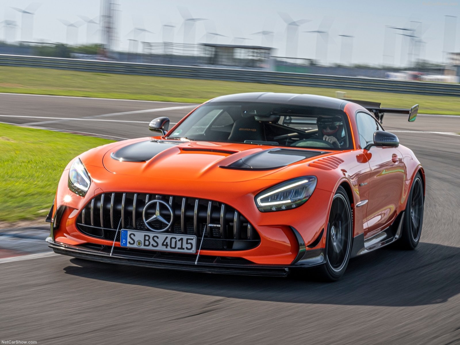 Mercedes-AMG GT sap bi khai tu hinh anh