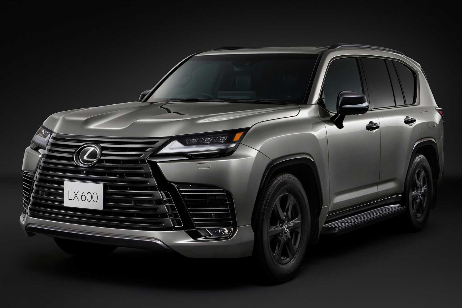 Lexus LX 600 co them phien ban off-road hinh anh