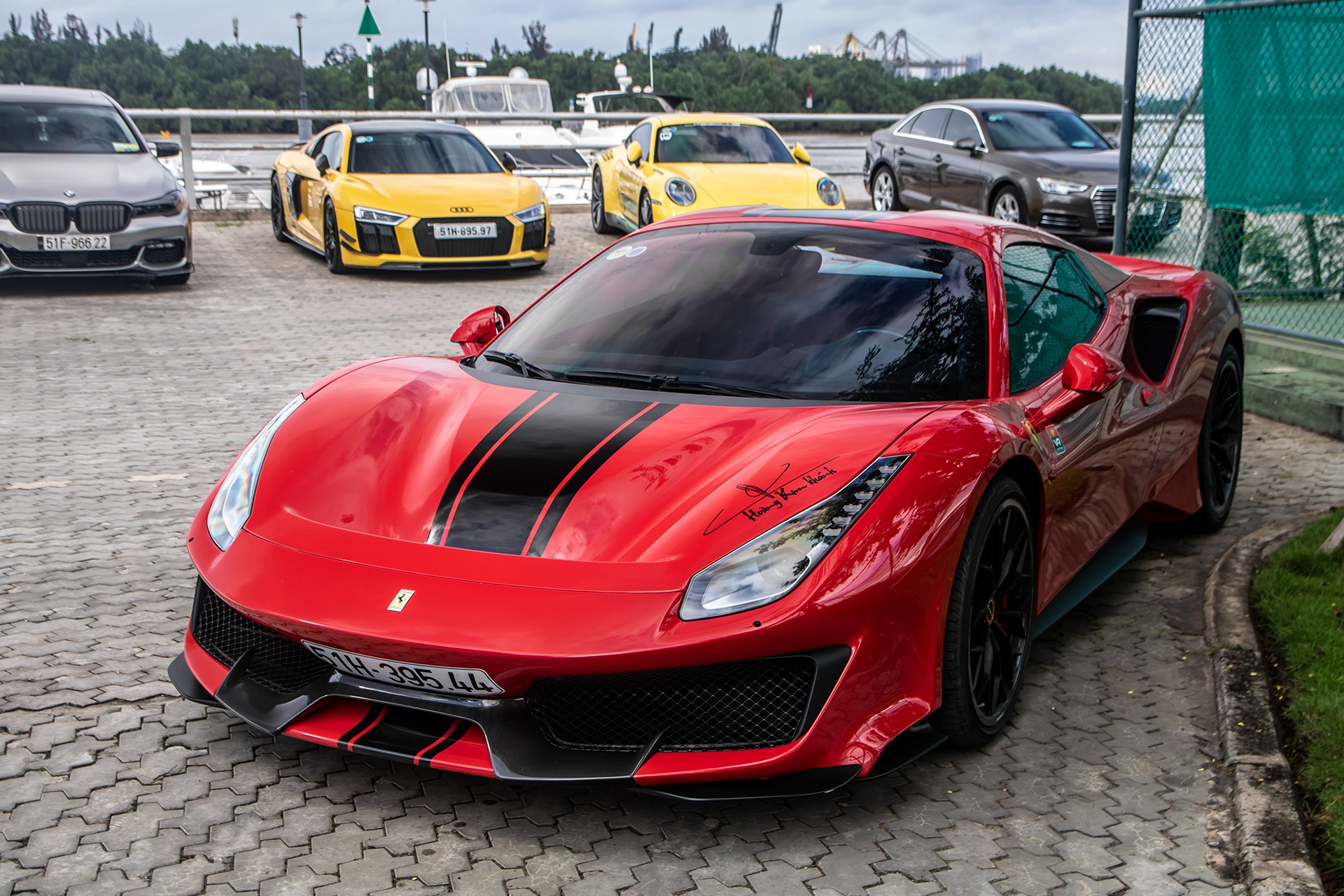 Hanh trinh sieu xe dau tien hau gian cach xa hoi anh 3