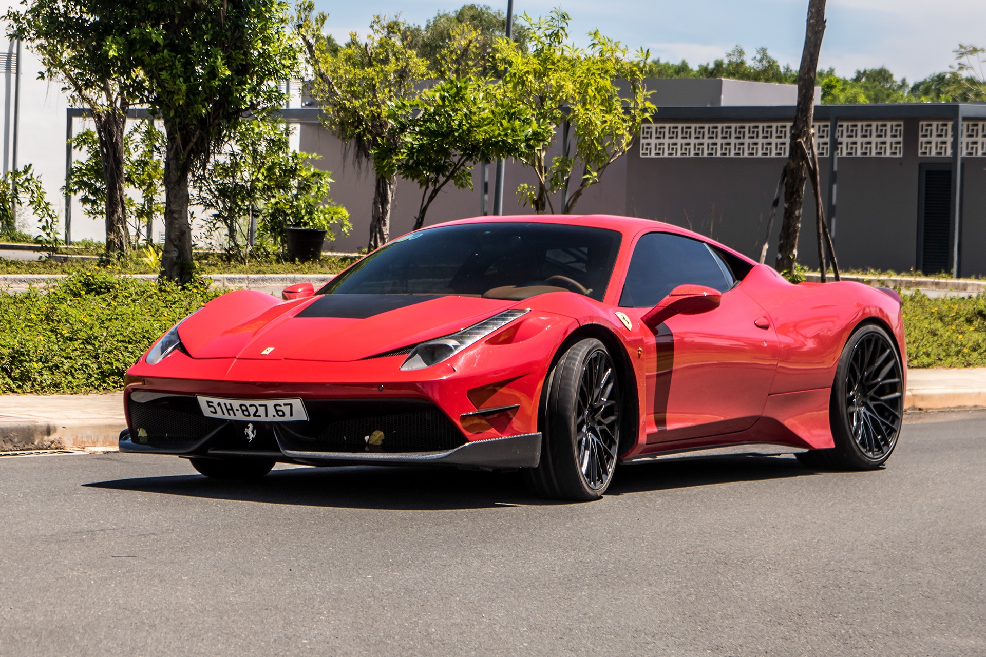 Hanh trinh sieu xe dau tien hau gian cach xa hoi anh 5