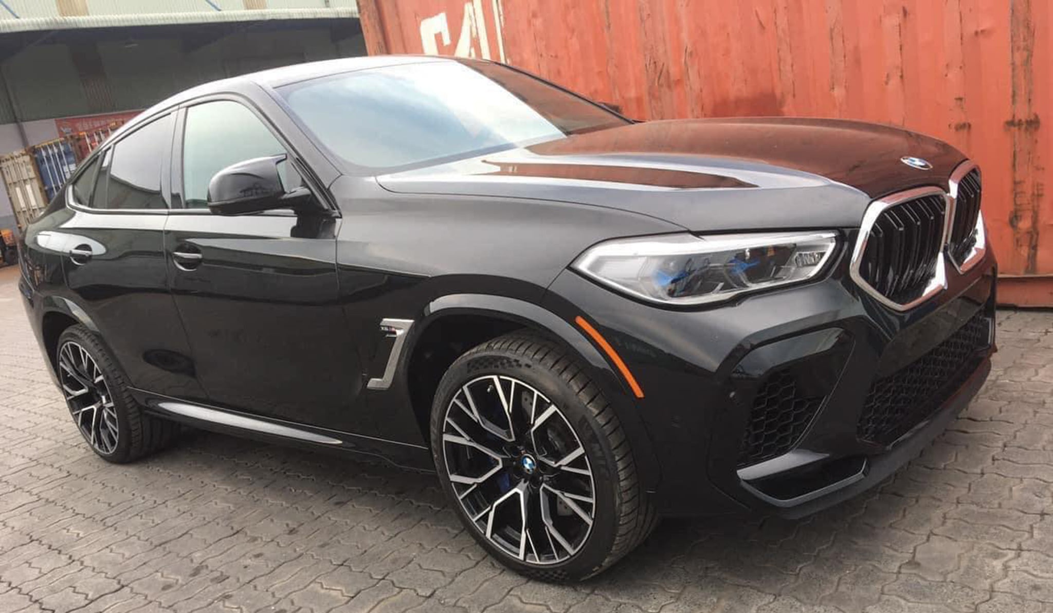 BMW X6 M doi 2021 anh 1