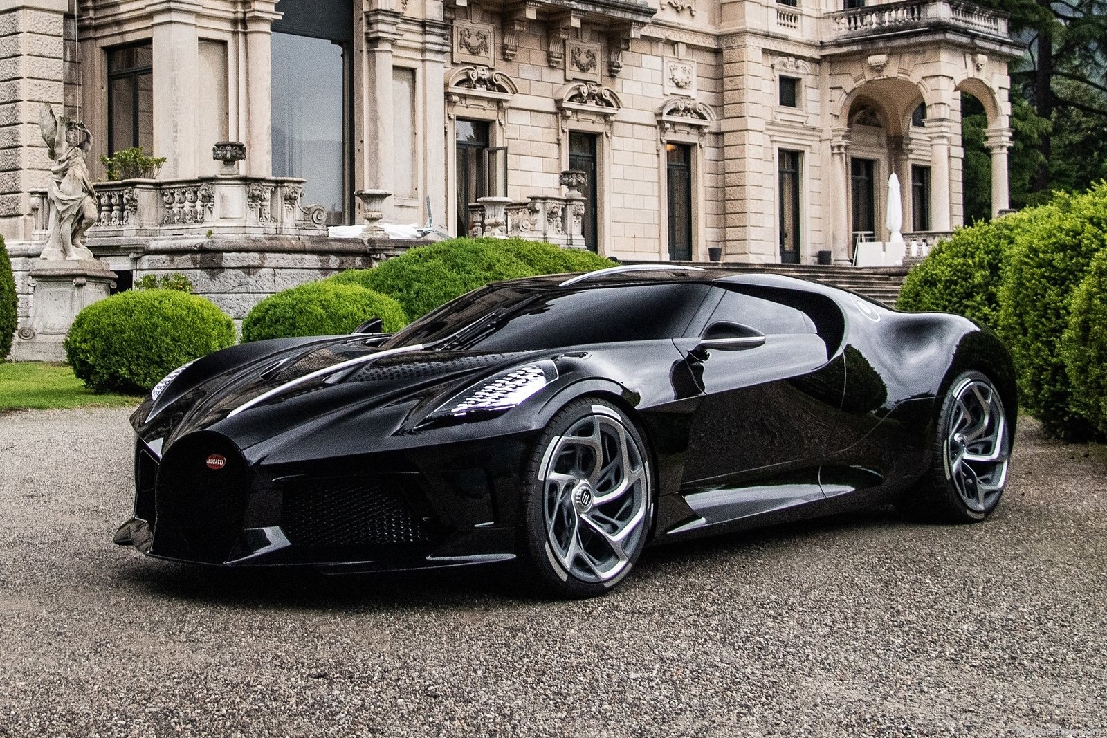 Nhung sieu xe doc ban co gia hang trieu USD tren the gioi hinh anh