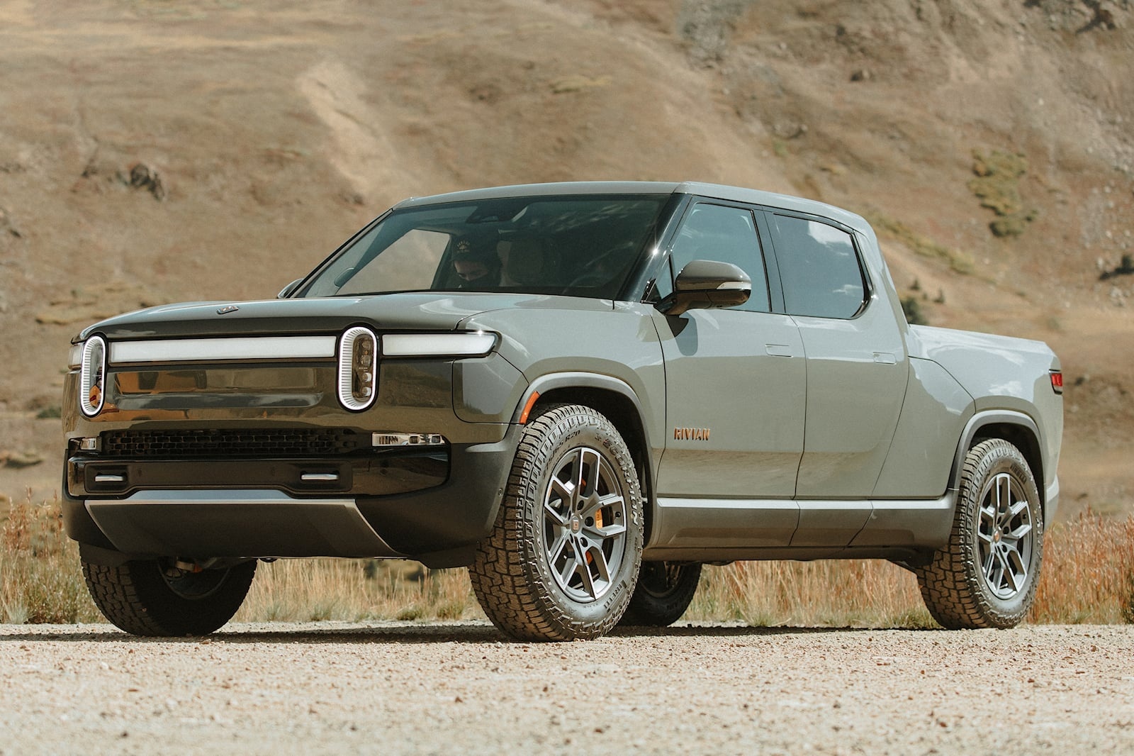 Doi thu cua Tesla tai My lai cham giao xe hinh anh