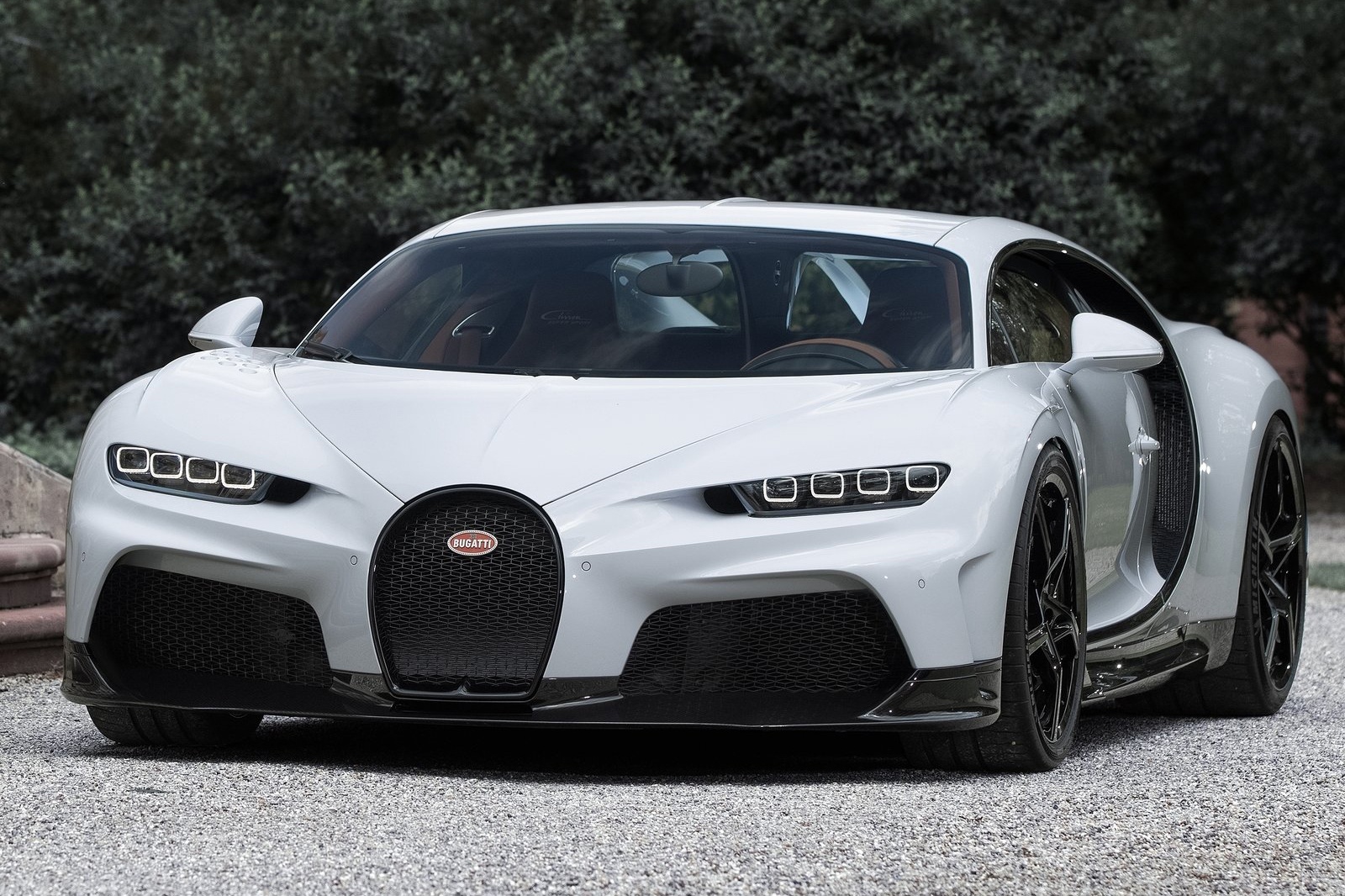 Bugatti Chiron sap bi khai tu hinh anh