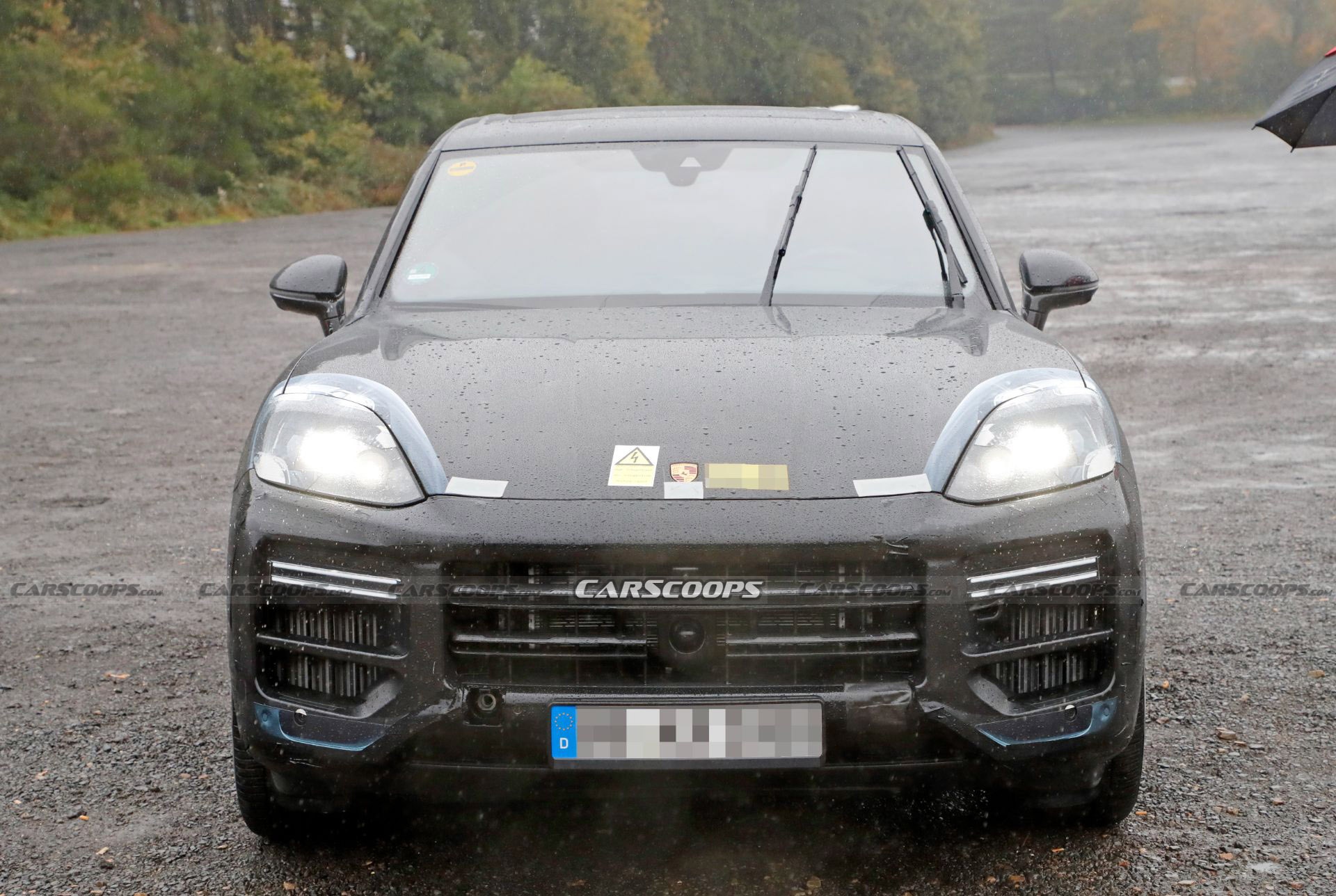 Porsche Cayenne 2022 lo dien hinh anh