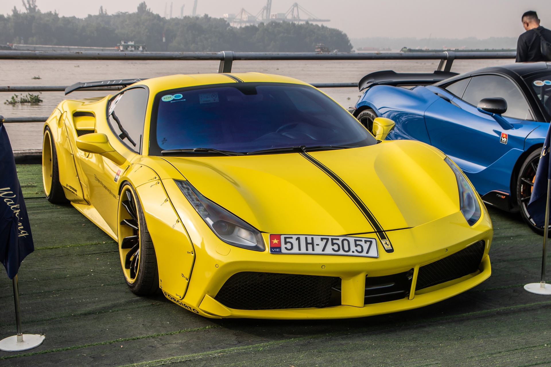 hanh trinh sieu xe anh 17