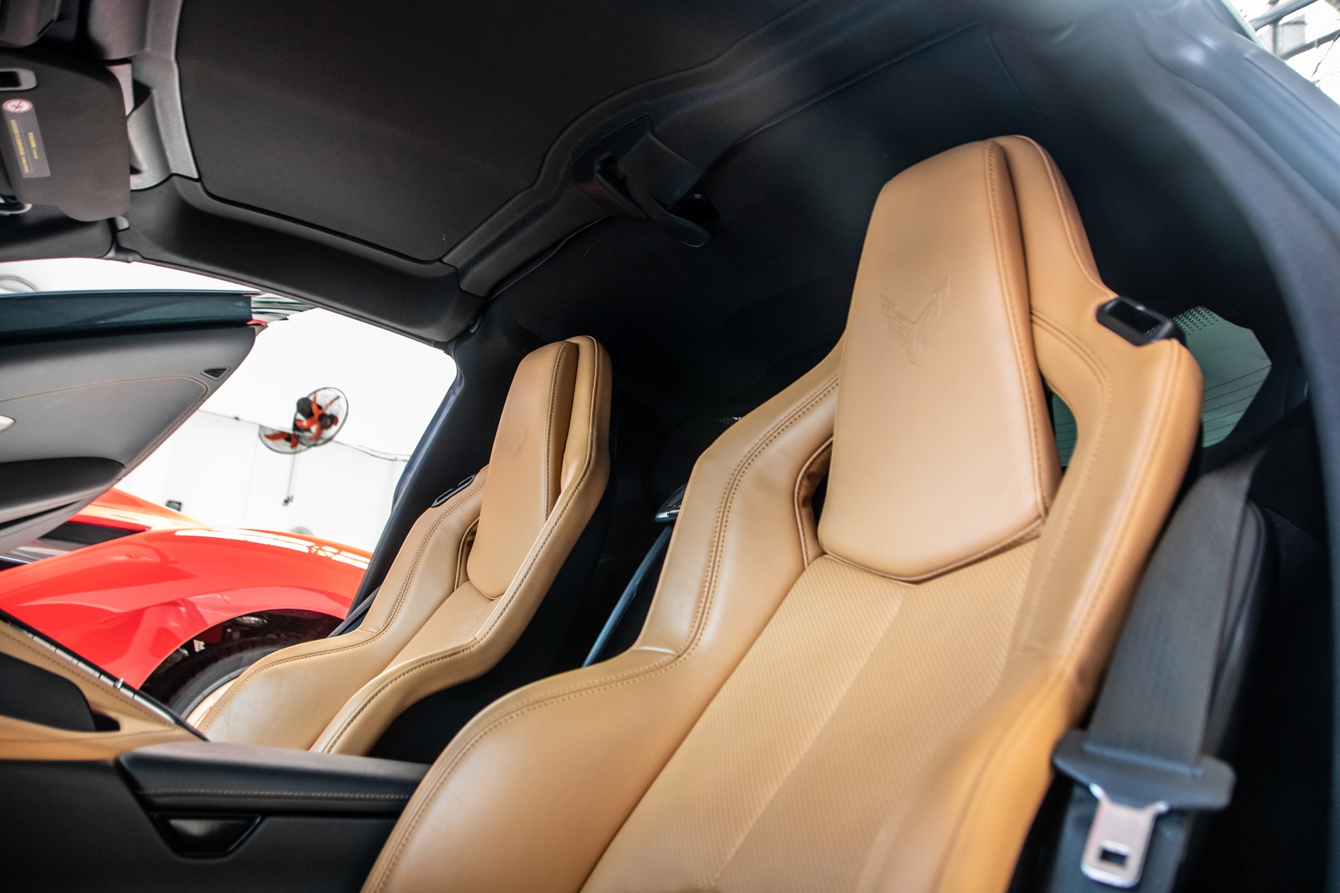 Chevrolet Corvette C8 lần đầu xuất hiện ảnh 14 Chevrolet Corvette C8 lan dau xuat hien anh 14