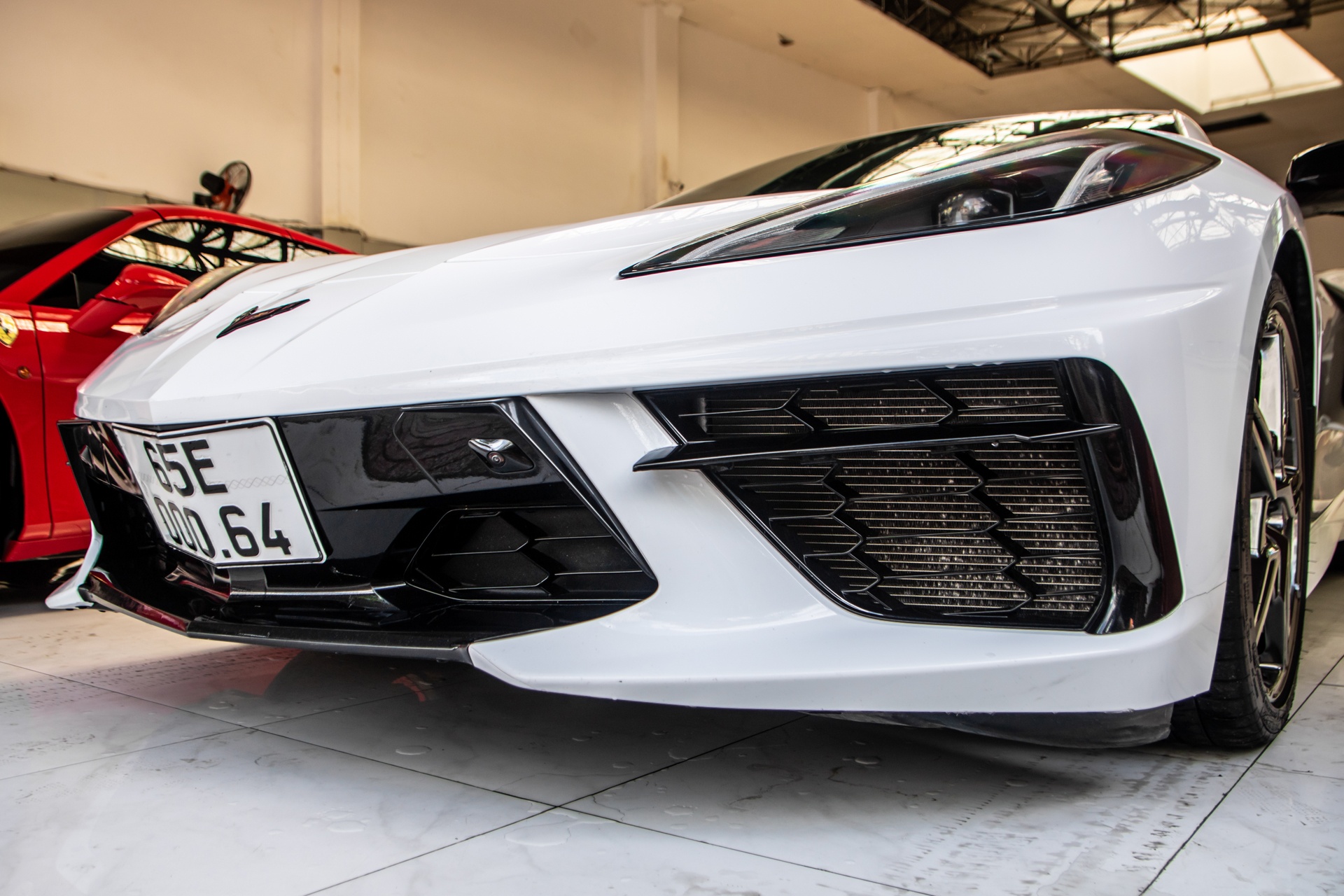 Chevrolet Corvette C8 lần đầu xuất hiện ảnh 4 Chevrolet Corvette C8 lan dau xuat hien anh 4