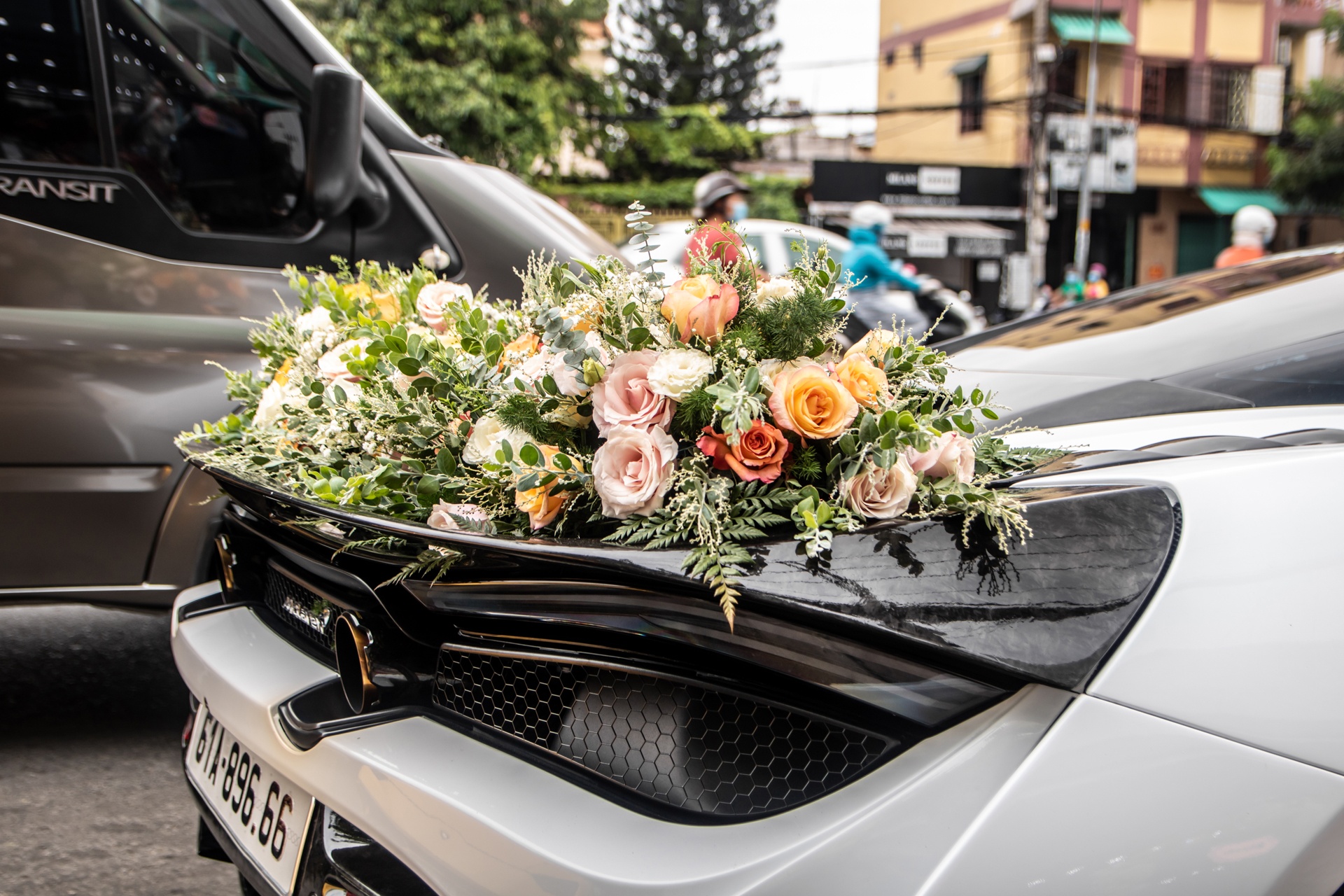 McLaren 720S N-Largo cùng dàn siêu xe rước dâu ảnh 11 McLaren 720S N-Largo cung dan sieu xe ruoc dau anh 11