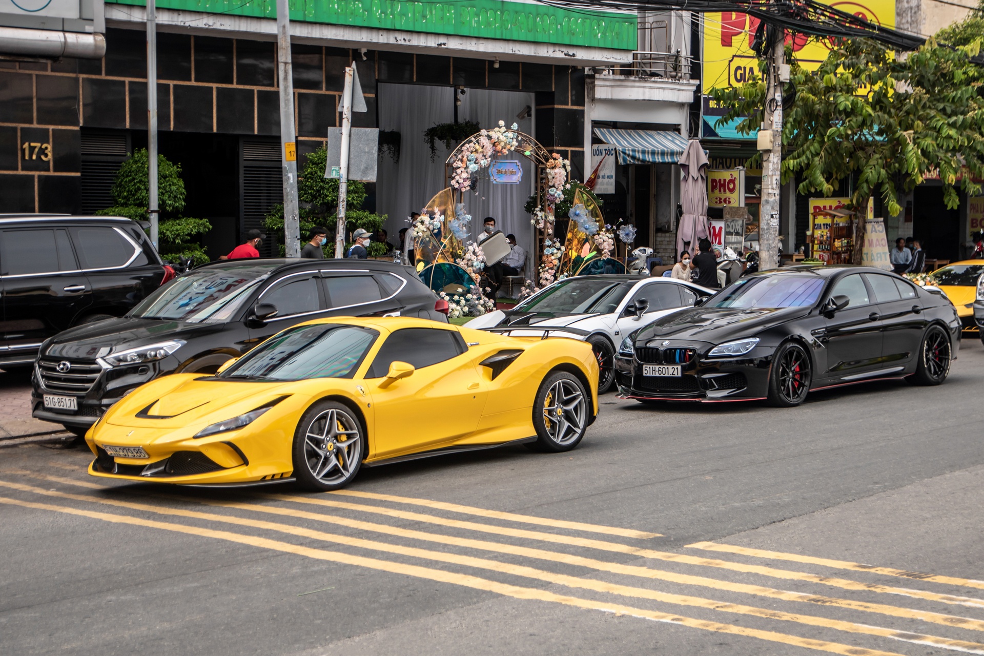 McLaren 720S N-Largo cùng dàn siêu xe rước dâu ảnh 25 McLaren 720S N-Largo cung dan sieu xe ruoc dau anh 25