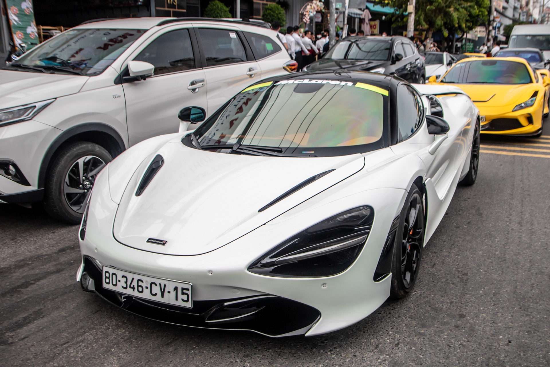 McLaren 720S N-Largo cùng dàn siêu xe rước dâu ảnh 17 McLaren 720S N-Largo cung dan sieu xe ruoc dau anh 17