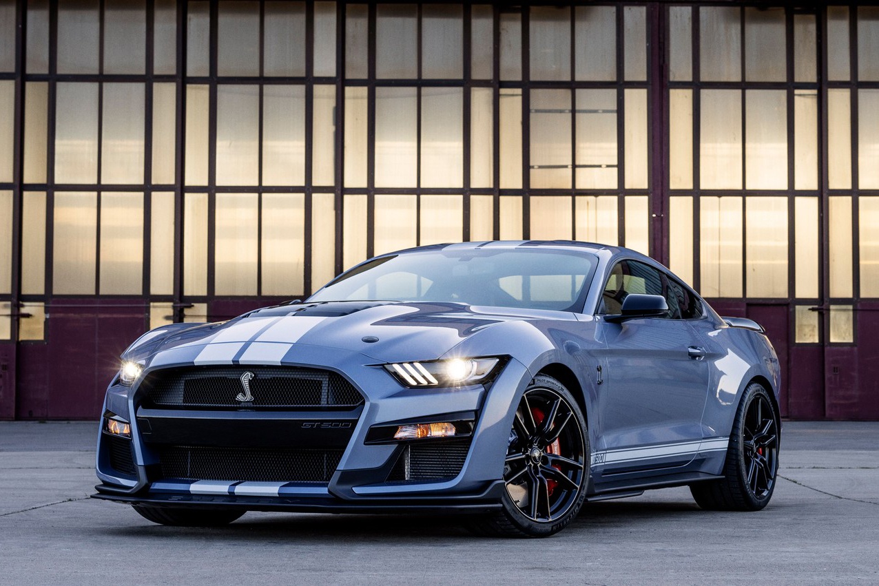 Ford Mustang Shelby GT500 Heritage Edition ảnh 2 Ford Mustang Shelby GT500 Heritage Edition anh 2