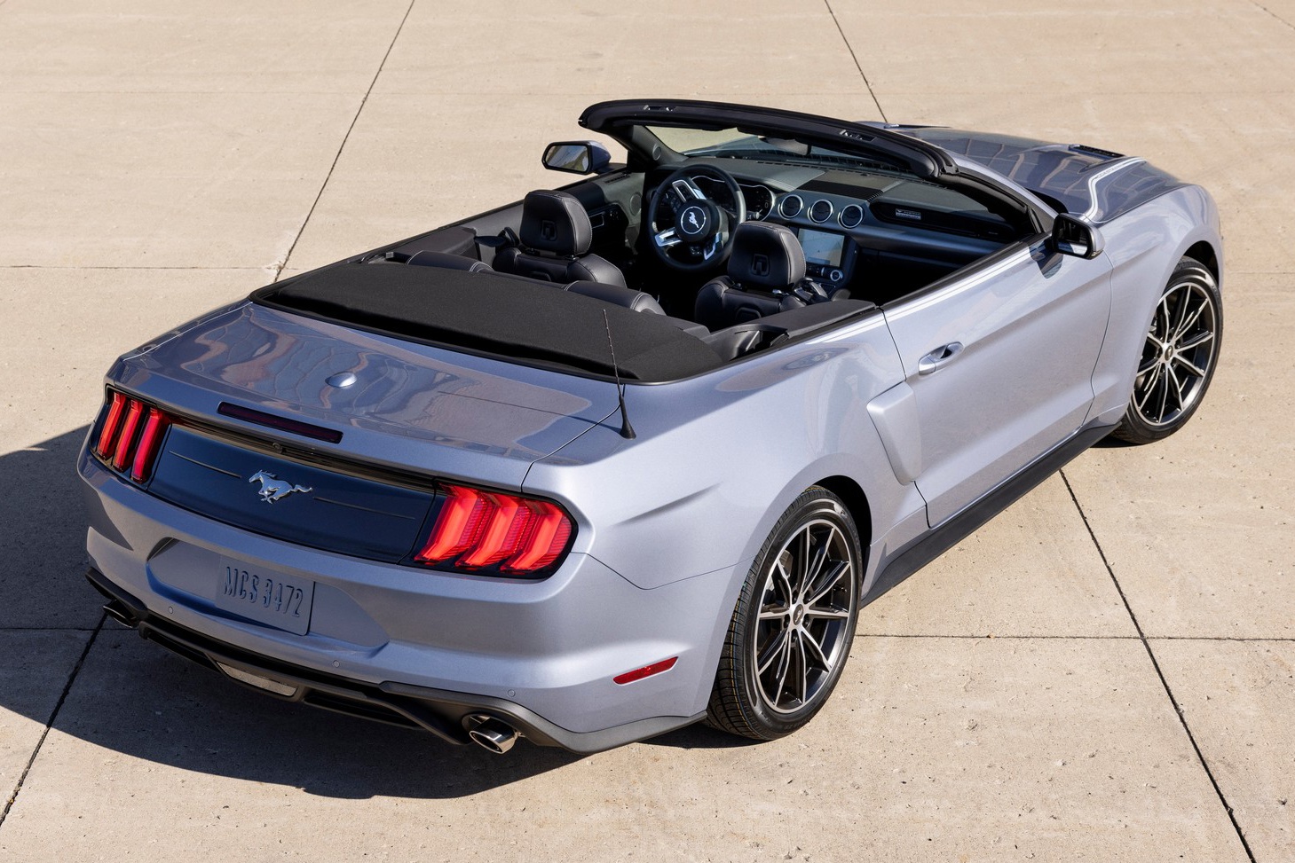 Ford Mustang Shelby GT500 Heritage Edition ảnh 10 Ford Mustang Shelby GT500 Heritage Edition anh 10