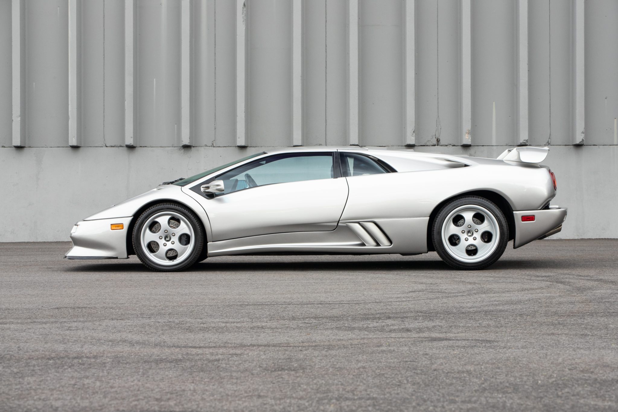 Lamborghini Diablo SE30 được rao bán ảnh 4 Lamborghini Diablo SE30 duoc rao ban anh 4