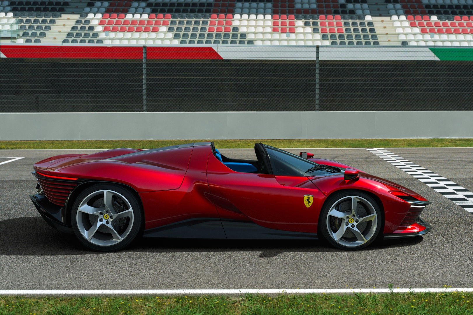 Ferrari Daytona SP3 chính thức ra mắt ảnh 2 Ferrari Daytona SP3 chinh thuc ra mat anh 2