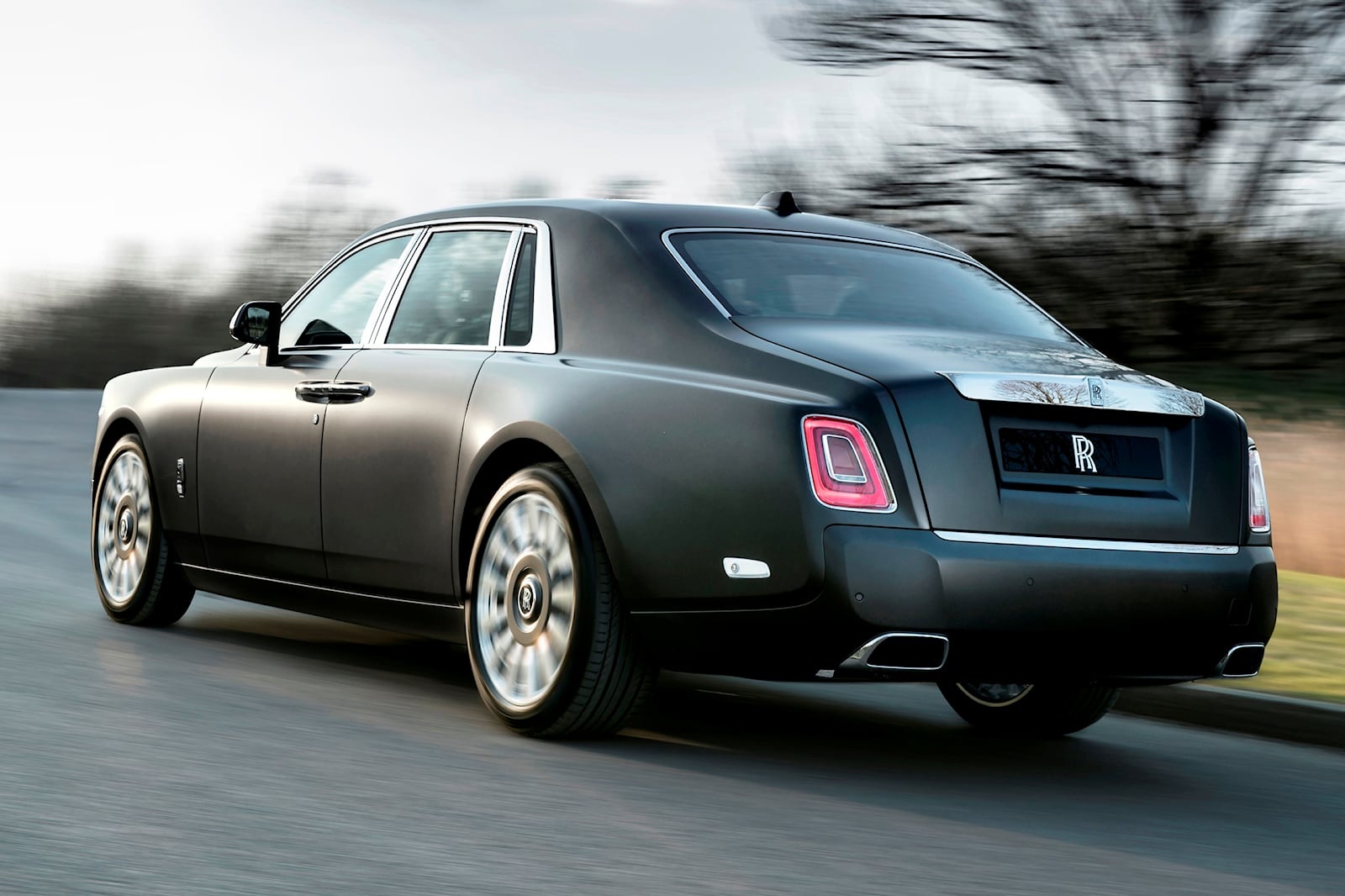 Rolls-Royce Phantom bi trieu hoi anh 2