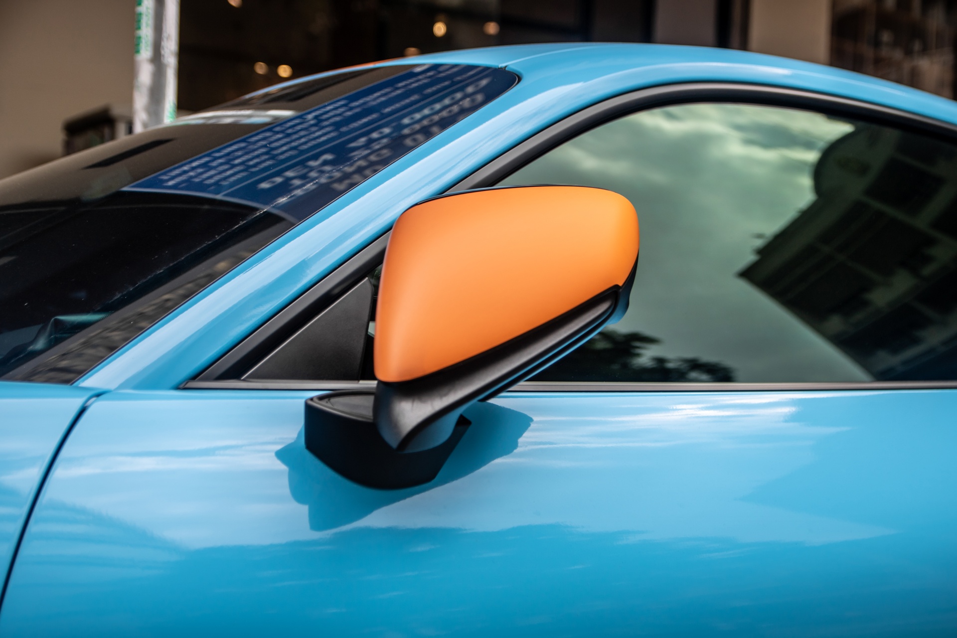 gan 100 trieu de doi mau Porsche 911 anh 4