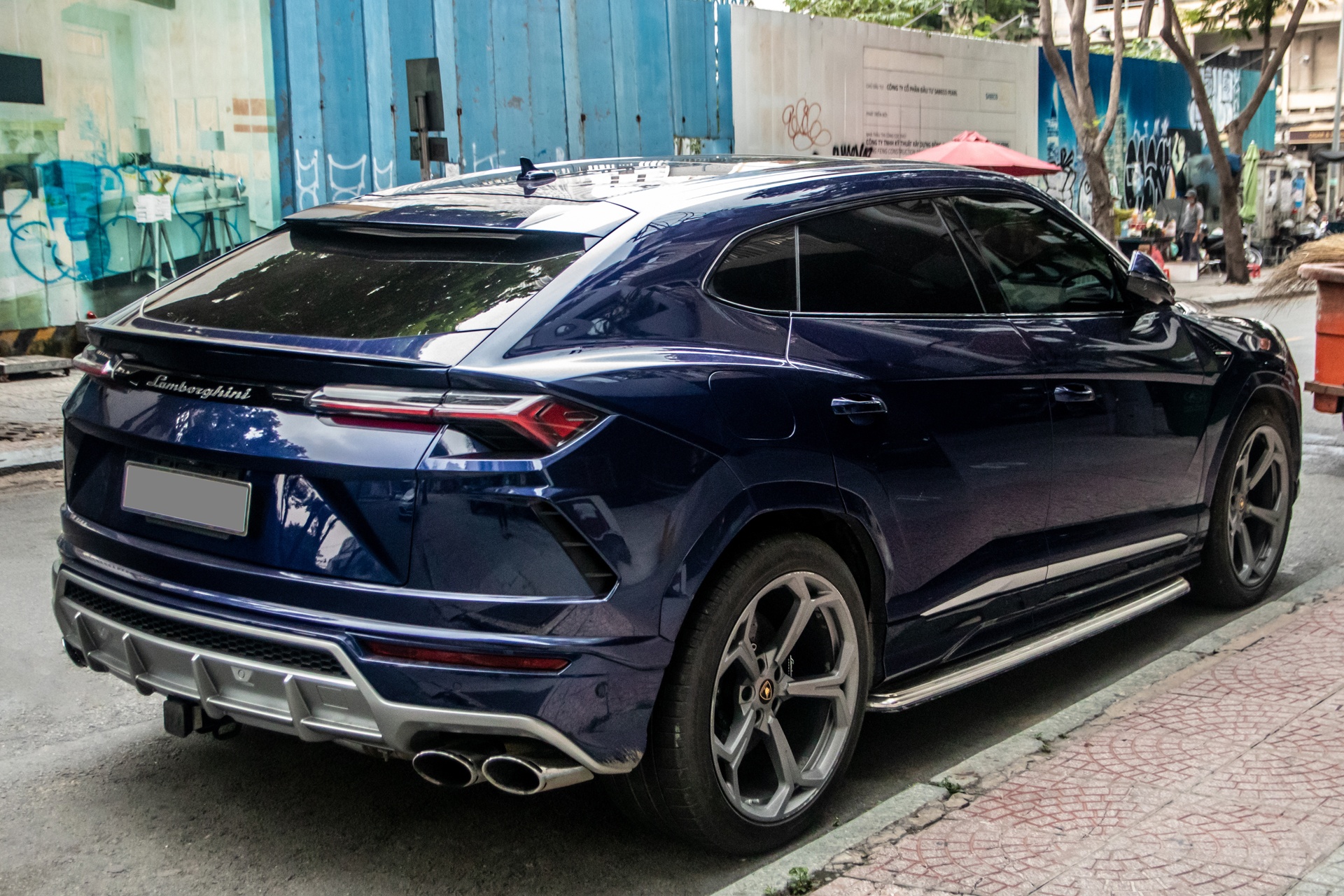 Lamborghini Urus màu độc ảnh 3 Lamborghini Urus mau doc anh 3