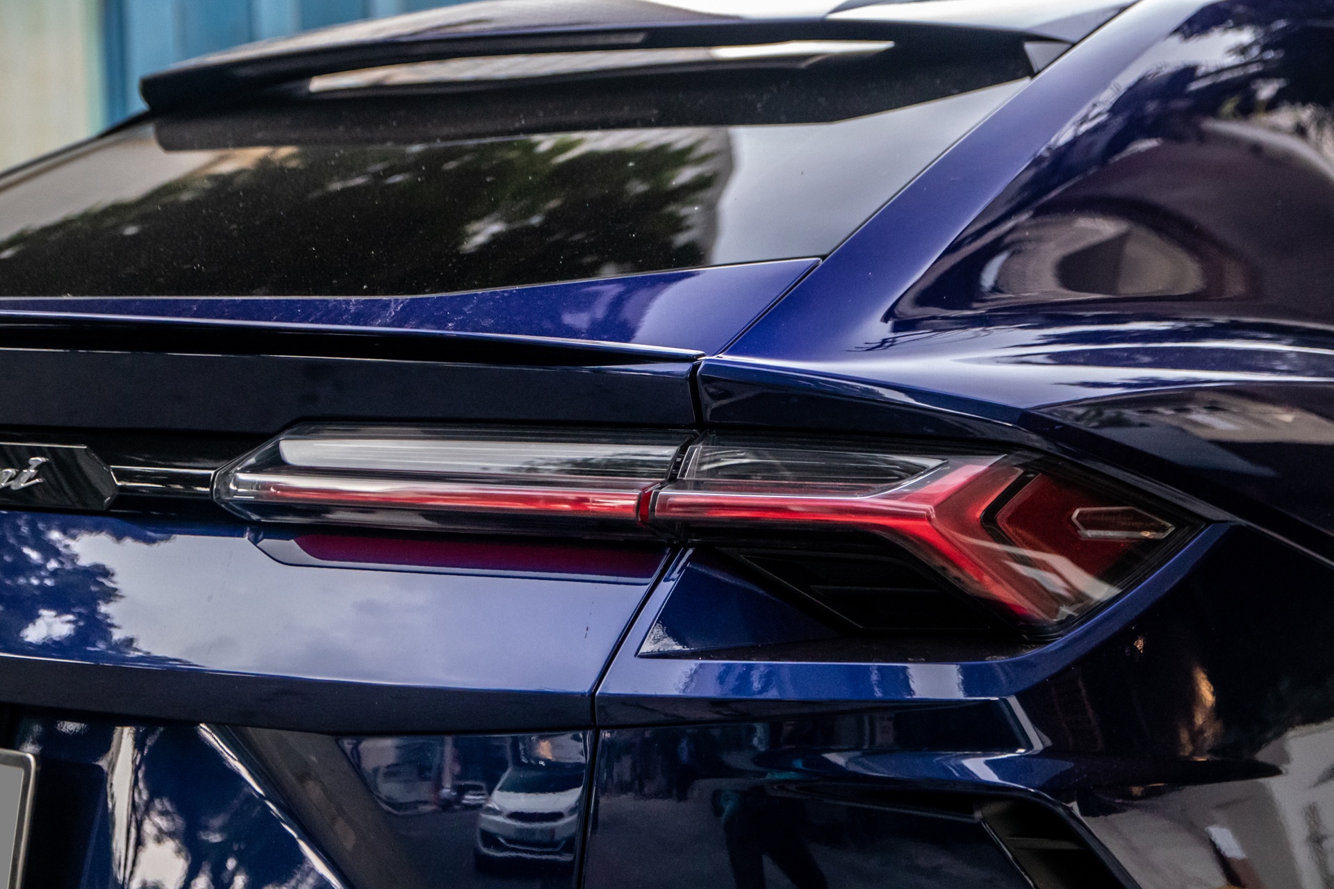 Lamborghini Urus màu độc ảnh 7 Lamborghini Urus mau doc anh 7