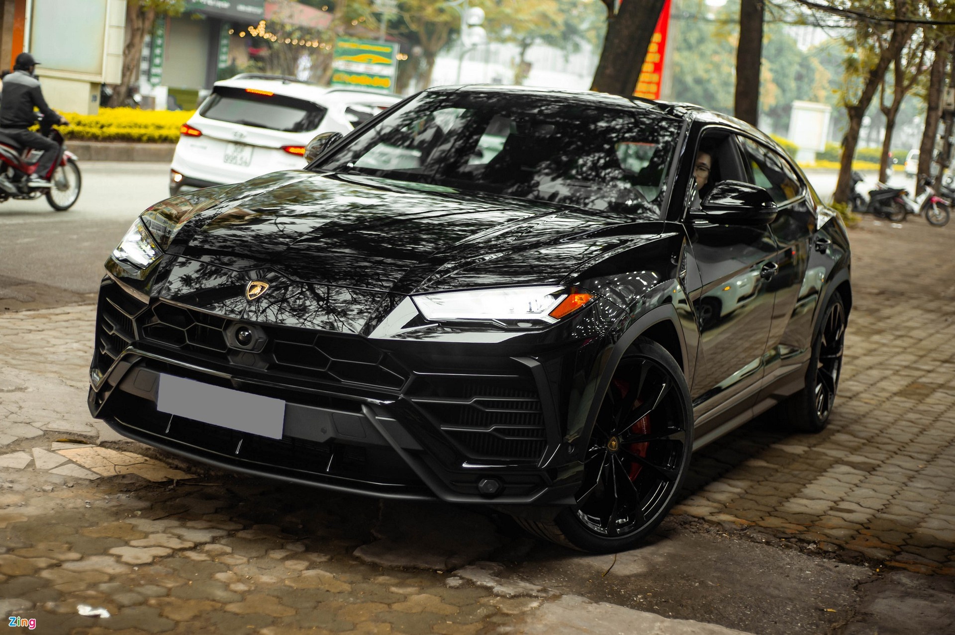 Lamborghini Urus màu độc ảnh 17 Lamborghini Urus mau doc anh 17