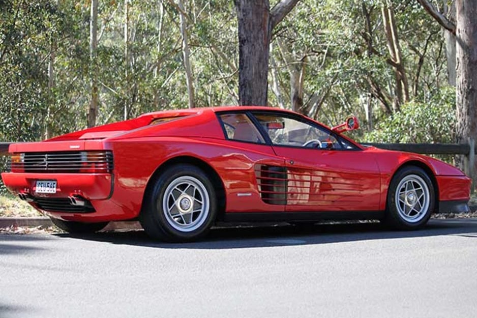 Ferrari Testarossa tung cua Elton John anh 3