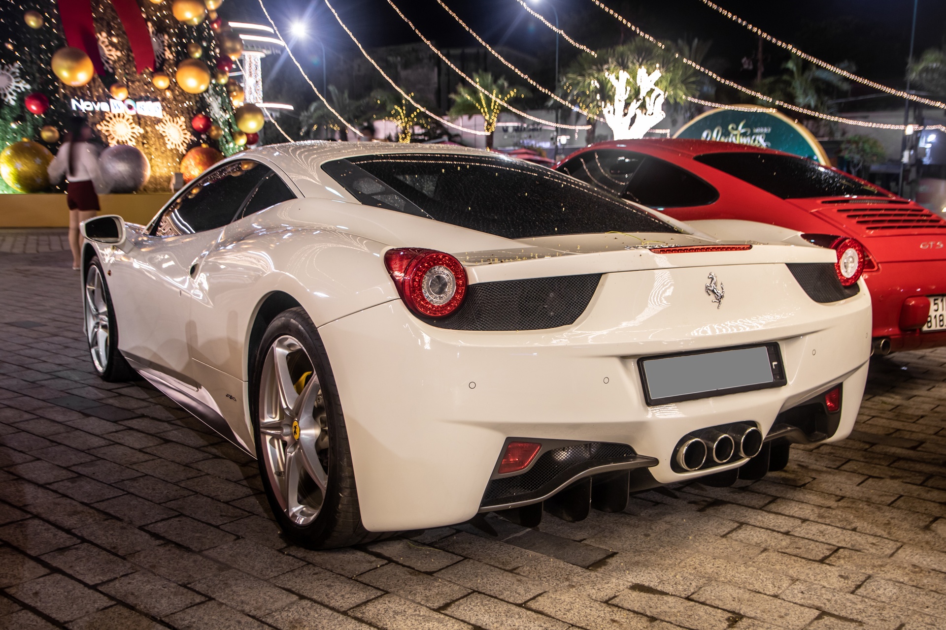 Ferrari 458 Italia mau doc anh 4