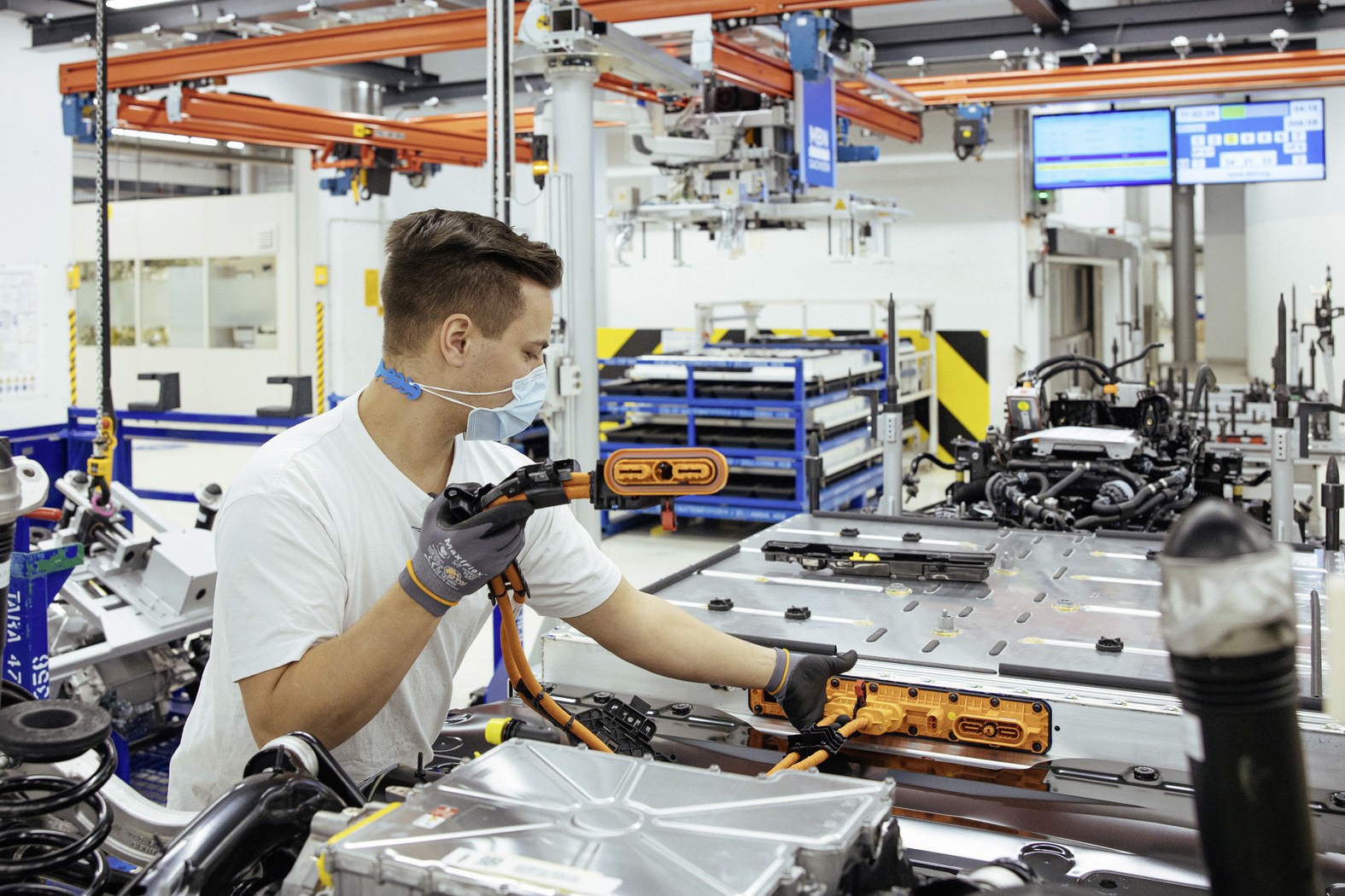 Cong nghiep xe dien co the khien 500.000 nguoi chau Au mat viec hinh anh