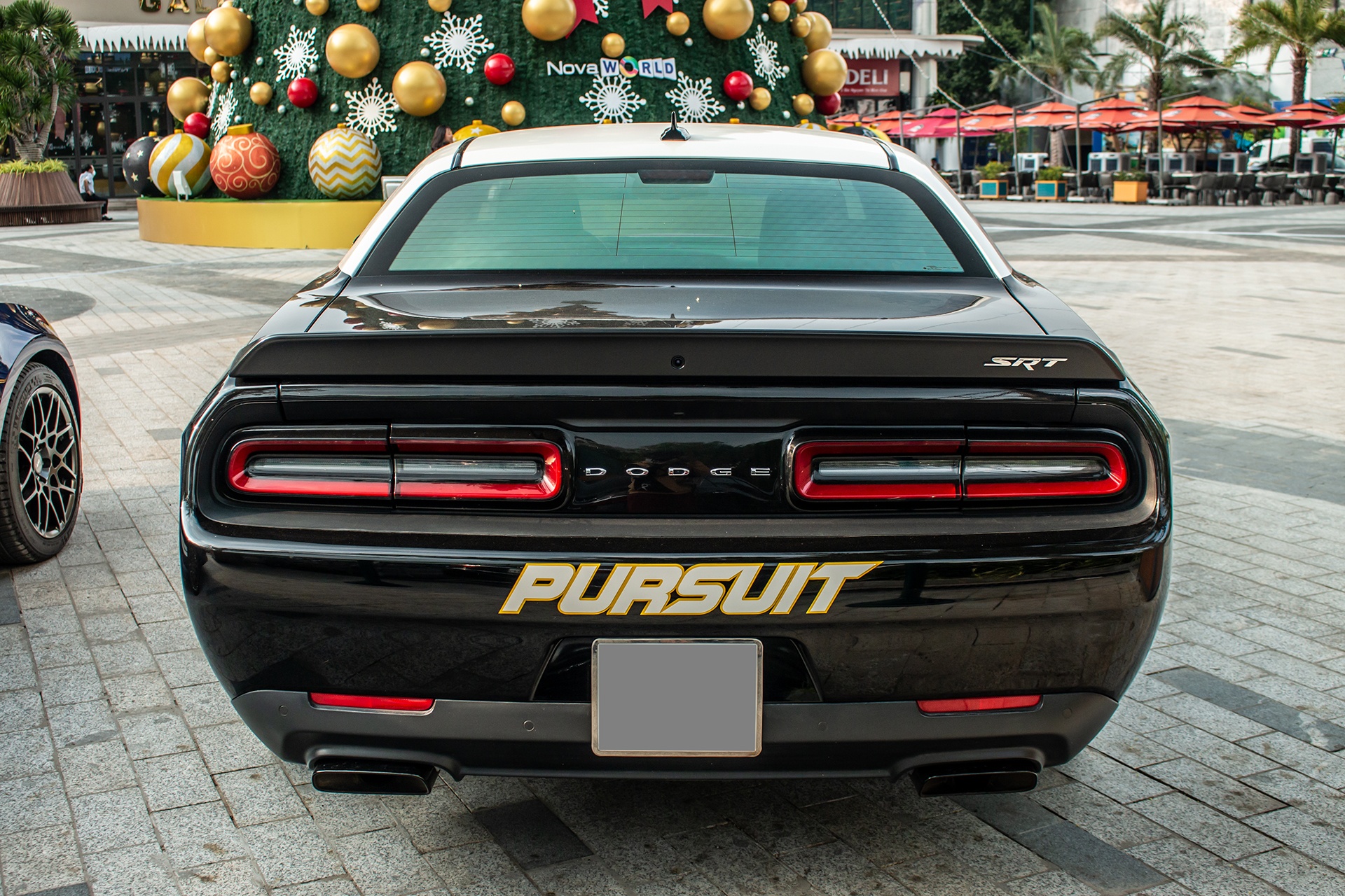 Dodge Challenger SRT-8 Hellcat anh 13