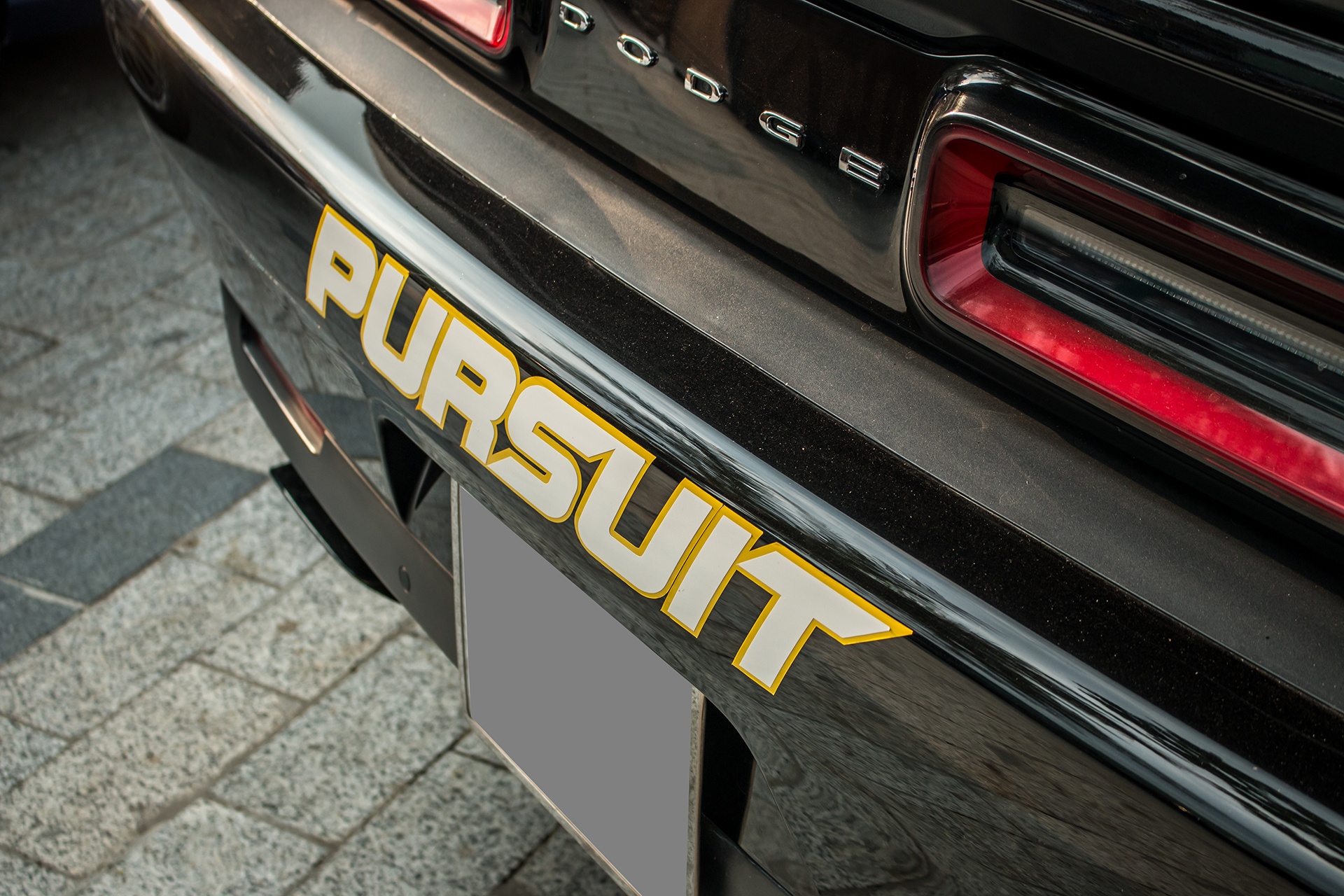 Dodge Challenger SRT-8 Hellcat anh 7