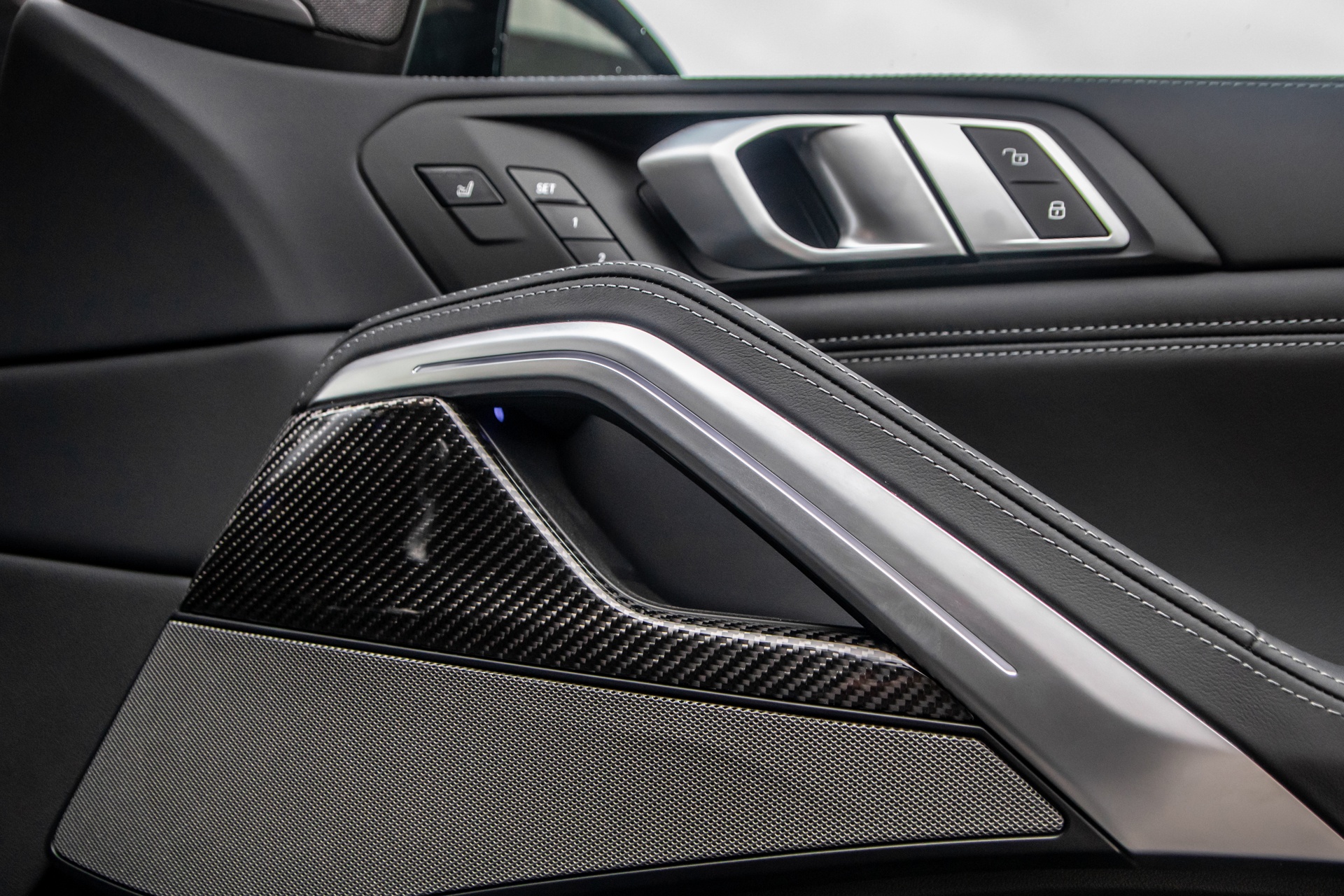 BMW X6 M doi 2021 dau tien ve Viet Nam anh 15