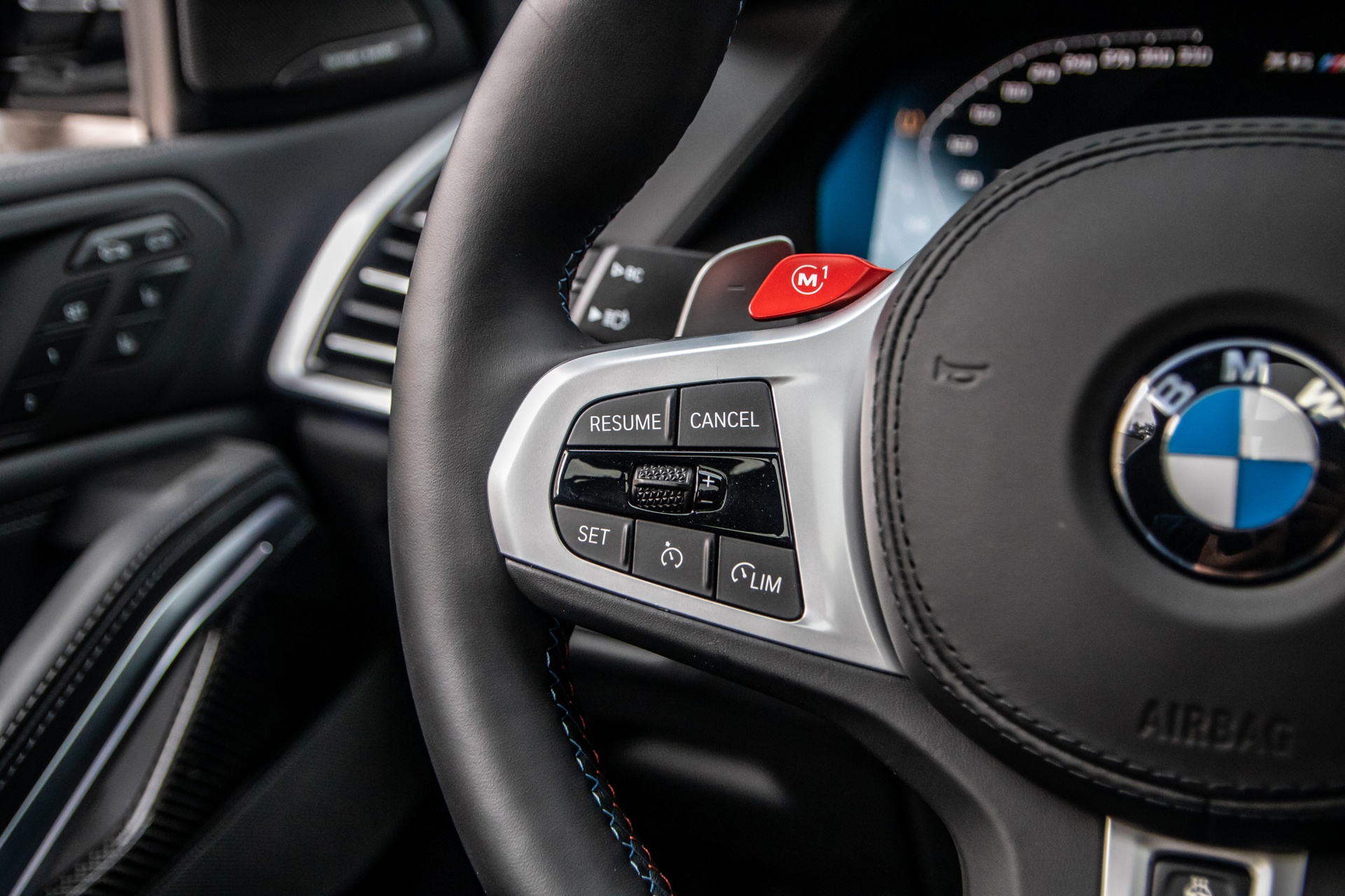 BMW X6 M doi 2021 dau tien ve Viet Nam anh 20