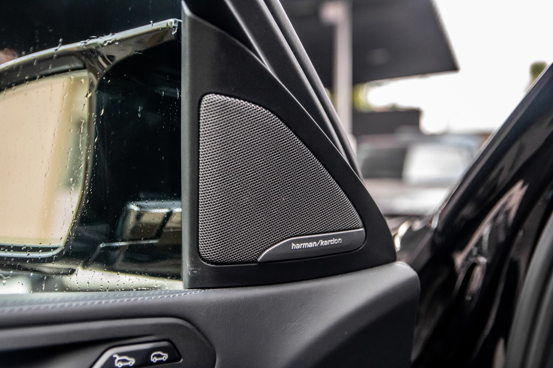 BMW X6 M doi 2021 dau tien ve Viet Nam anh 24