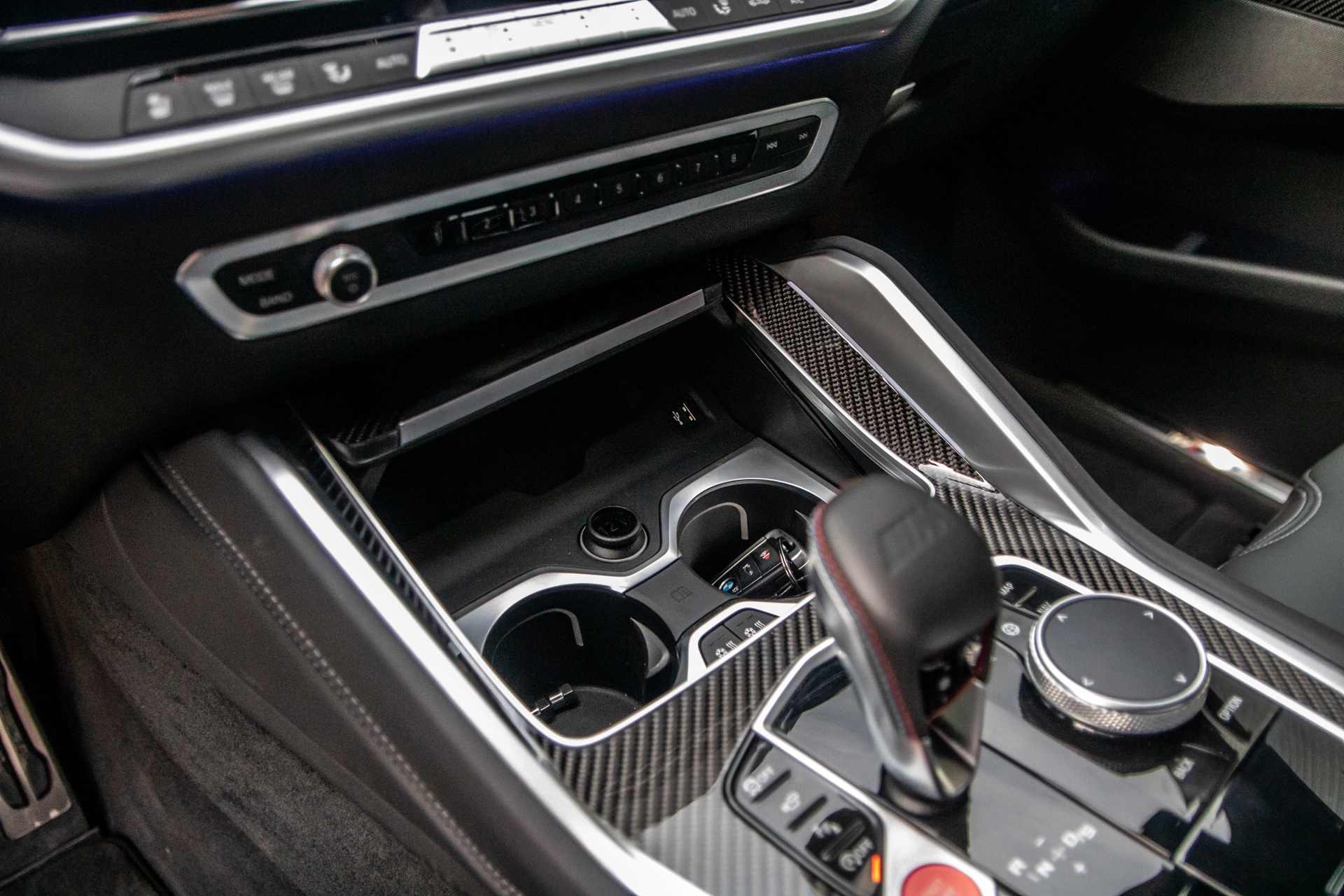 BMW X6 M doi 2021 dau tien ve Viet Nam anh 26