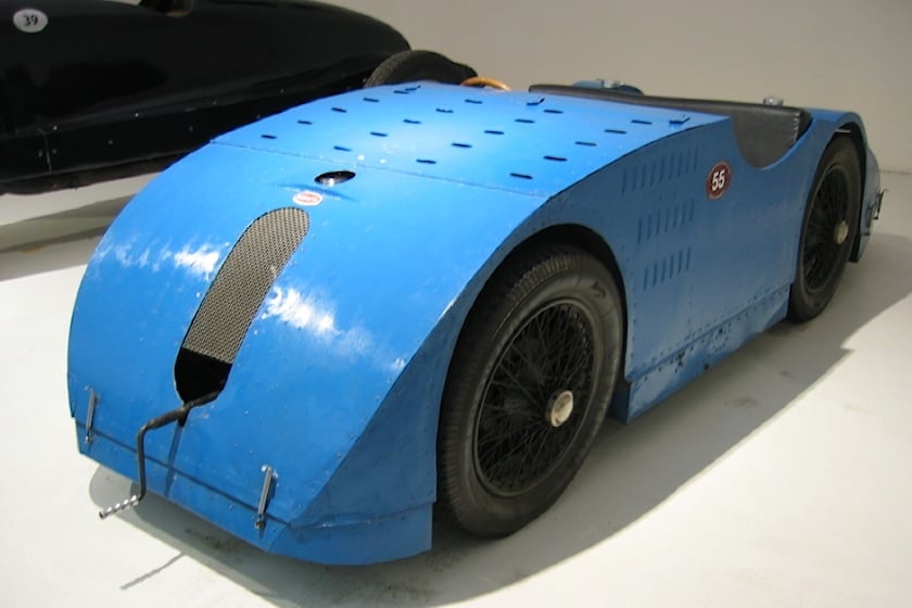 Bugatti se ra mat them mot mau sieu xe dac biet anh 2