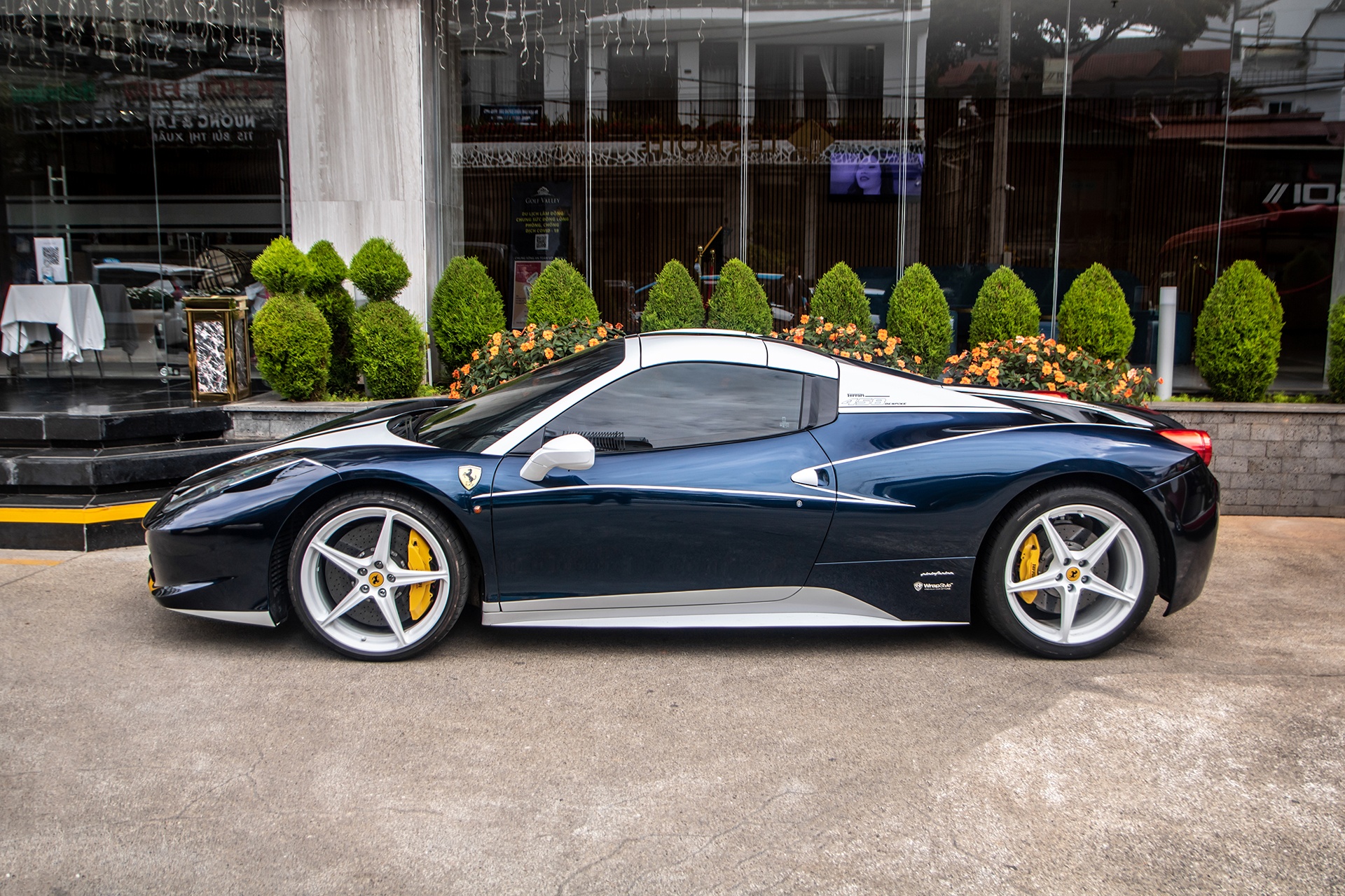 Ferrari 458 Spider hang hiem tai xuat anh 2