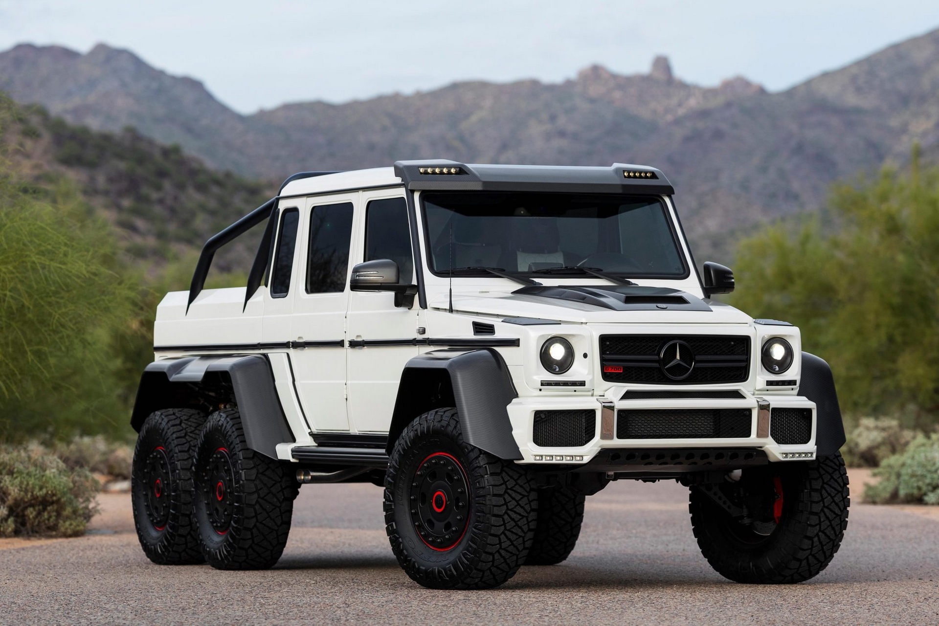 Mercedes-AMG G 63 6x6 do Brabus duoc rao ban anh 3