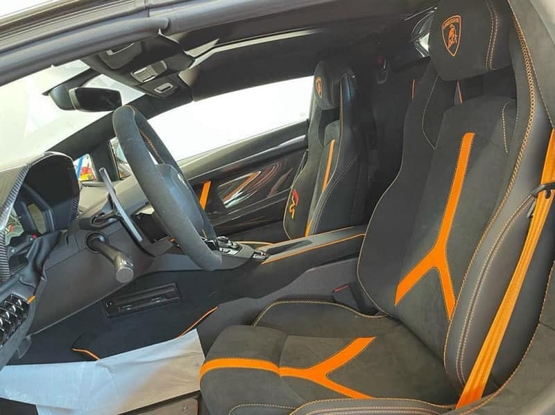 Lamborghini Aventador SVJ Roadster thu hai cap ben anh 3