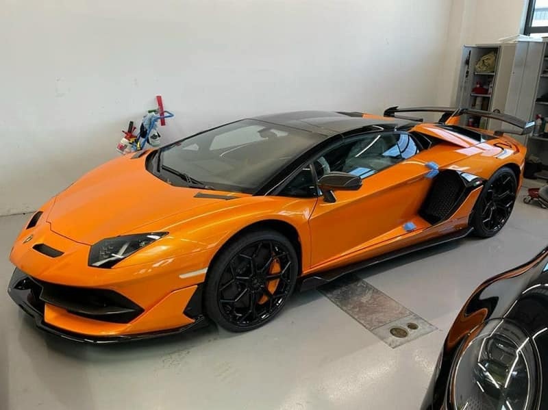 Lamborghini Aventador SVJ Roadster thu hai cap ben anh 5