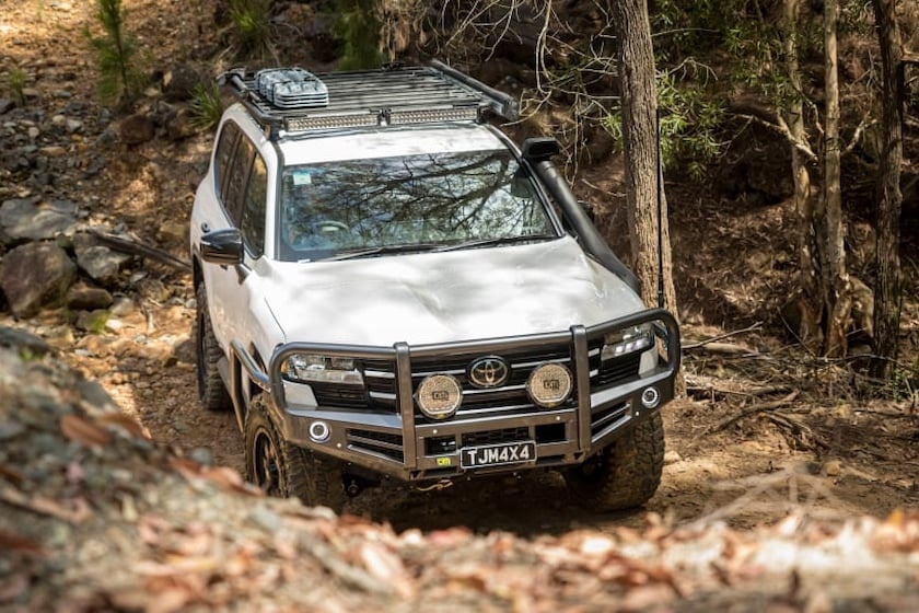 Toyota Land Cruiser voi ban do off-road anh 4