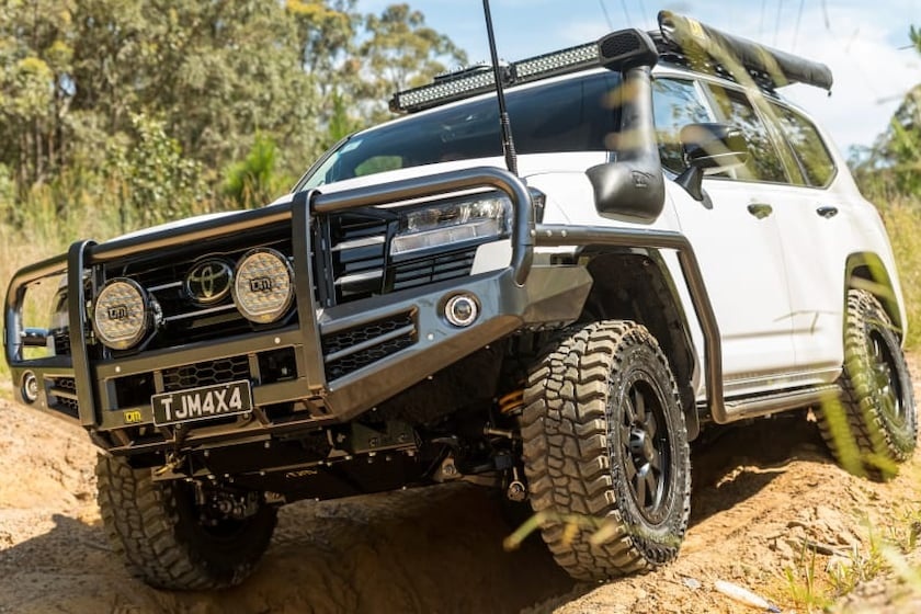 Toyota Land Cruiser voi ban do off-road anh 5