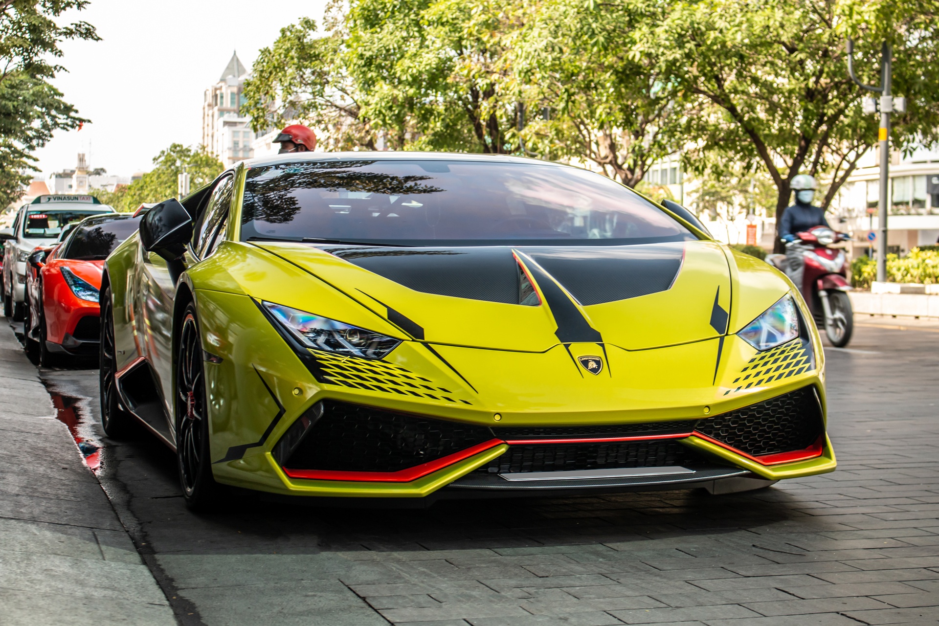 Lamborghini Huracan lam moi voi phong cach STO anh 2