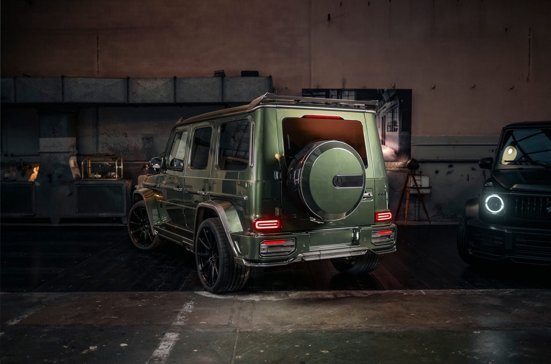 Mercedes-AMG G 63 voi goi do than rong anh 6