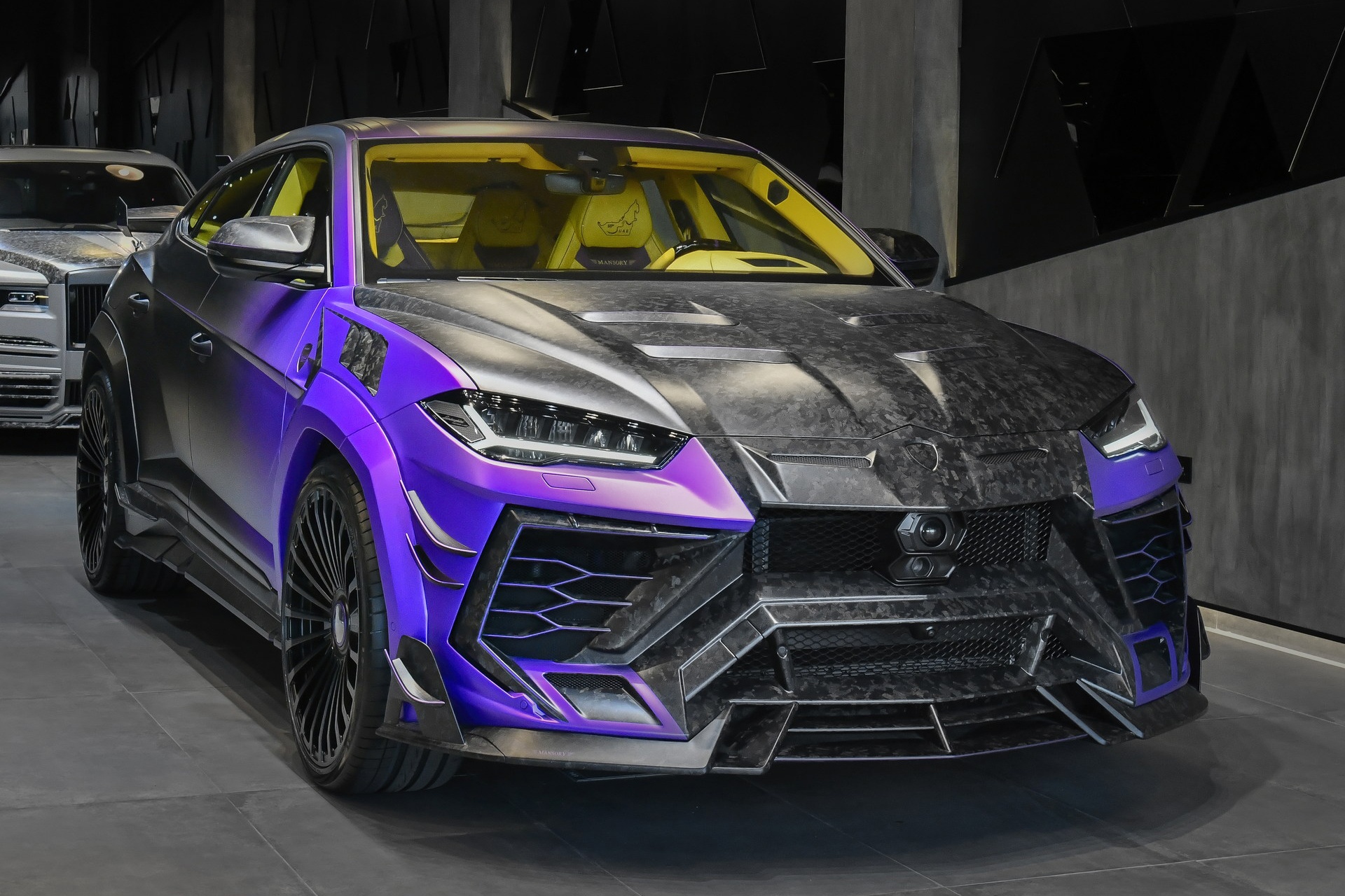 Mansory ra mat ban do Cullinan, Urus, G-Class danh cho thi truong UAE hinh anh