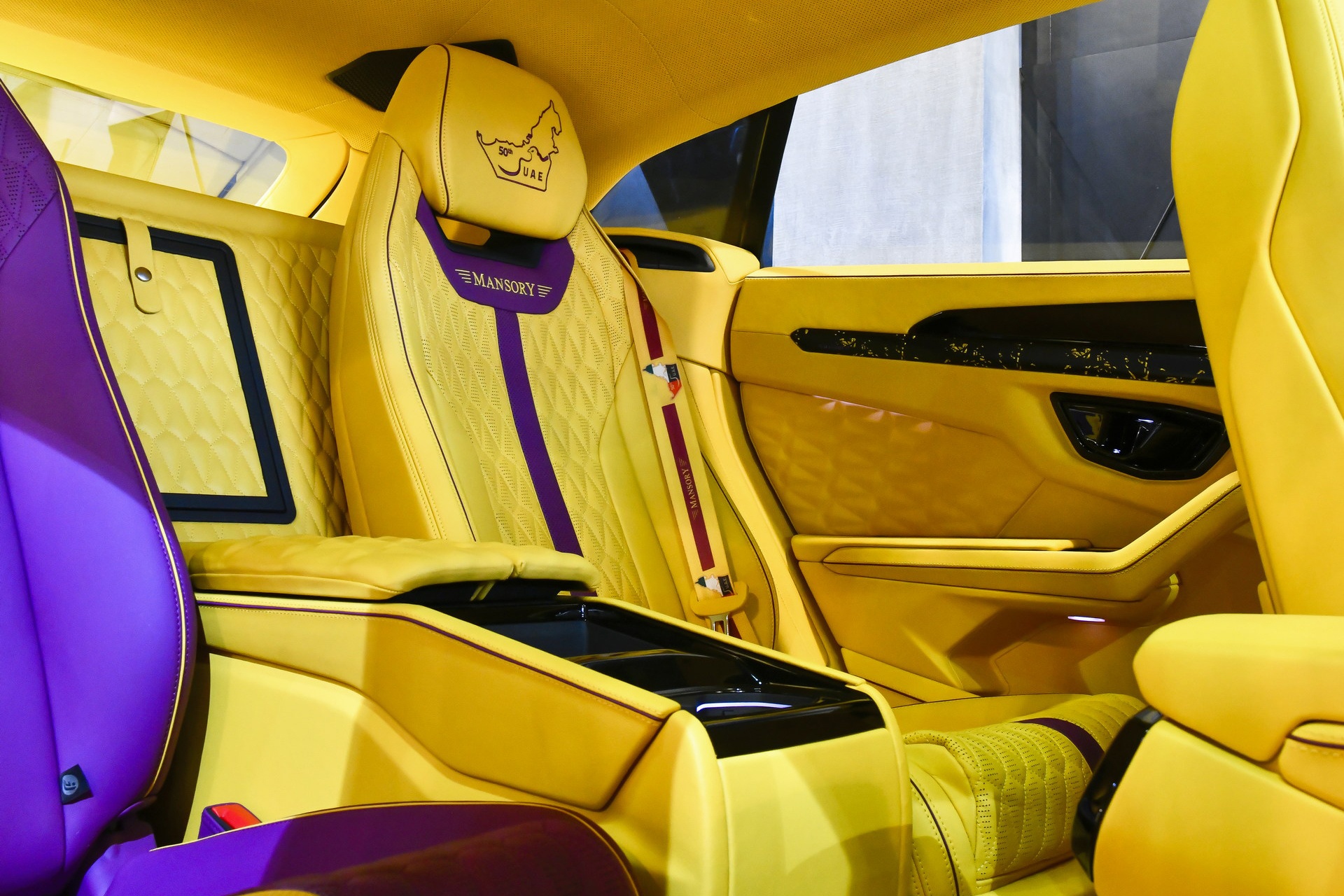 Mansory ra mat ban do cho thi truong UAE anh 8