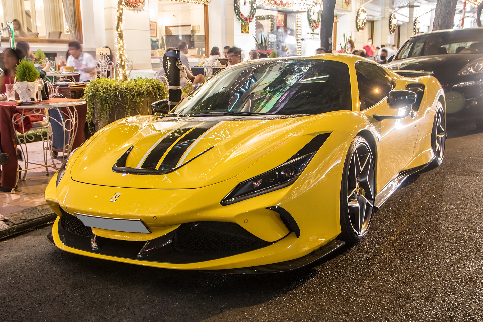 Ferrari F8 Spider về Việt Nam ảnh 2 Ferrari F8 Spider ve Viet Nam anh 2