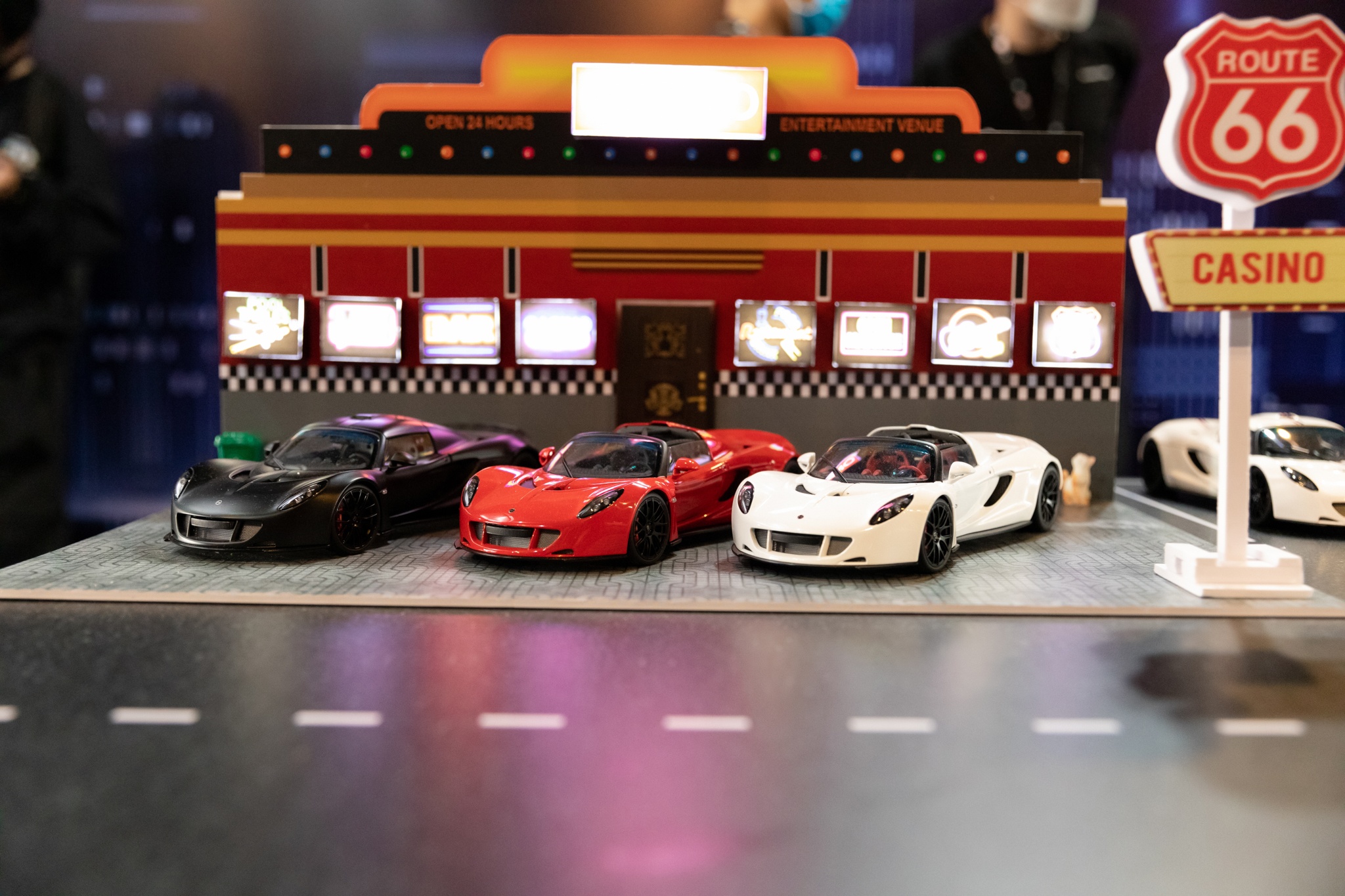 Trien lam Mo hinh va Sieu xe anh 16