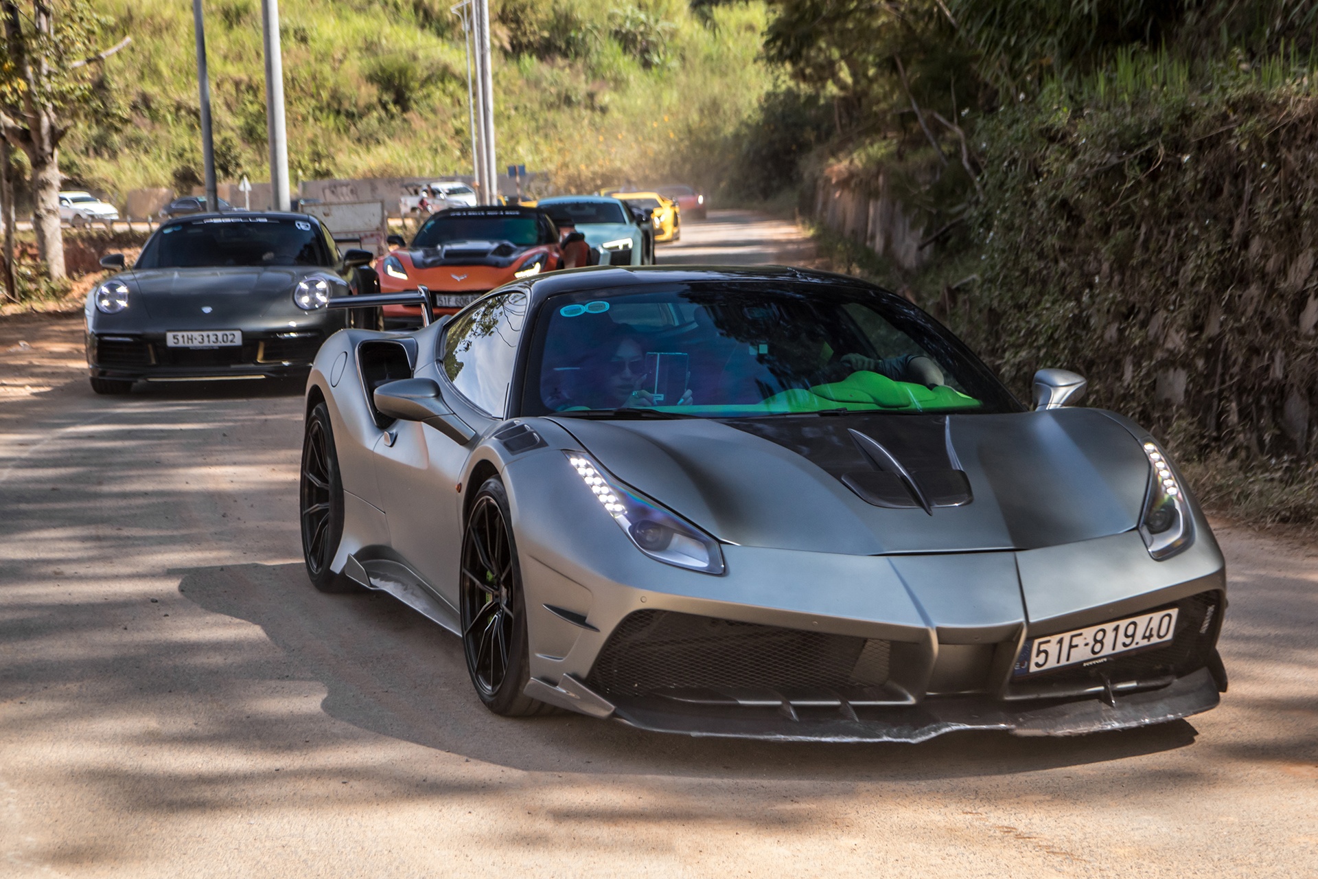 trai nghiem sieu xe anh 4